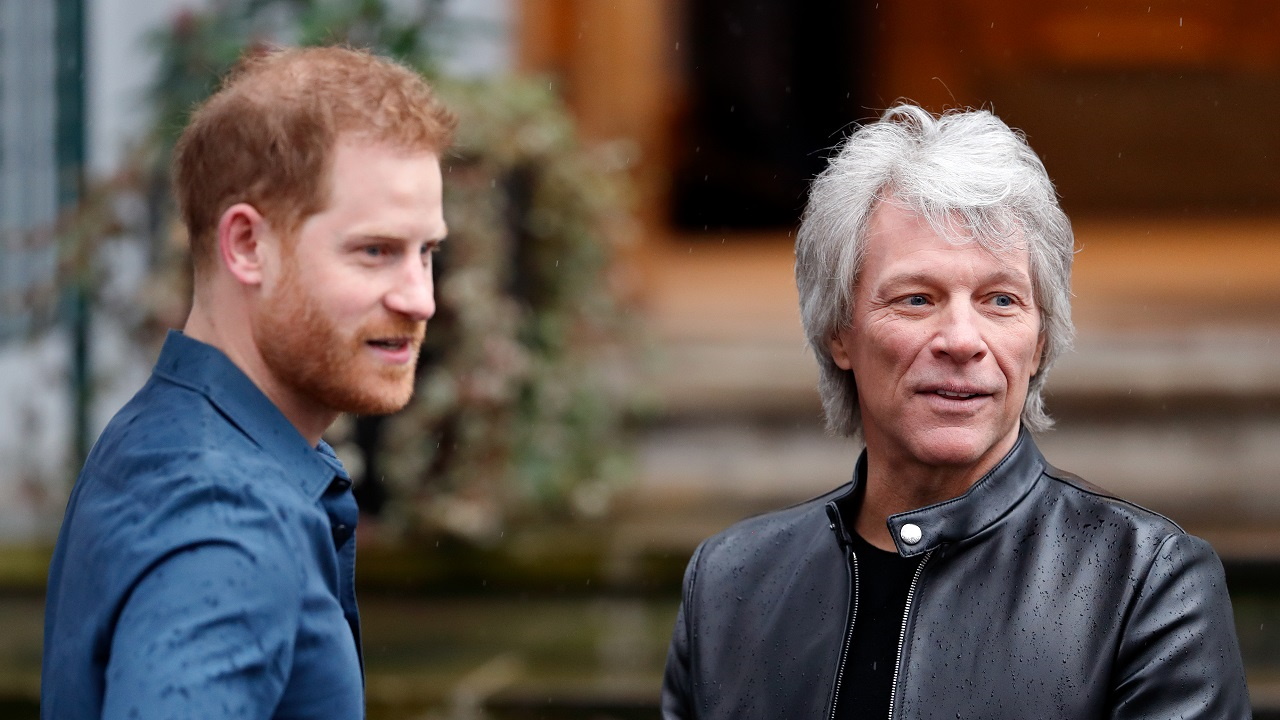Prinz Harry und Jon Bon Jovi am 28. Februar 2020 in den Abbey Road Studios in London.