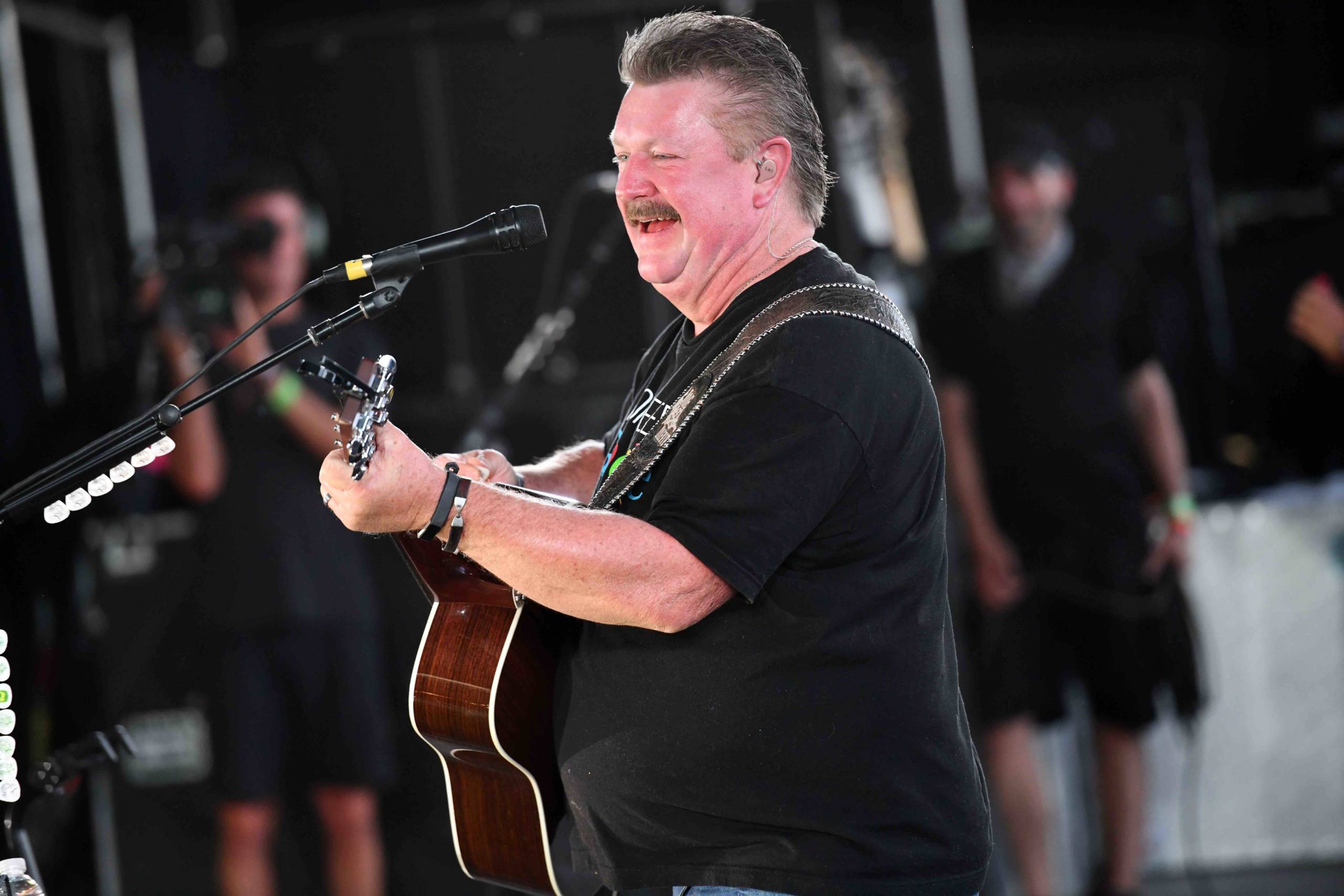 Country Sanger Joe Diffie An Corona Infektion Gestorben