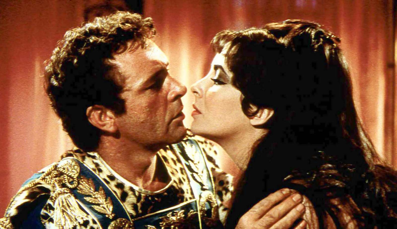 Elizabeth-Taylor-Cleopatra-Richard-Burton-Joseph-L