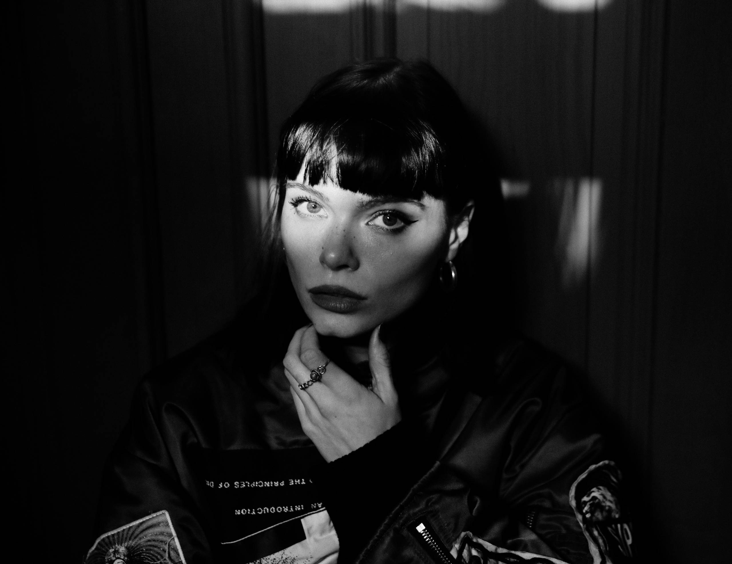 Winona Oak - Press Image 2019 3923