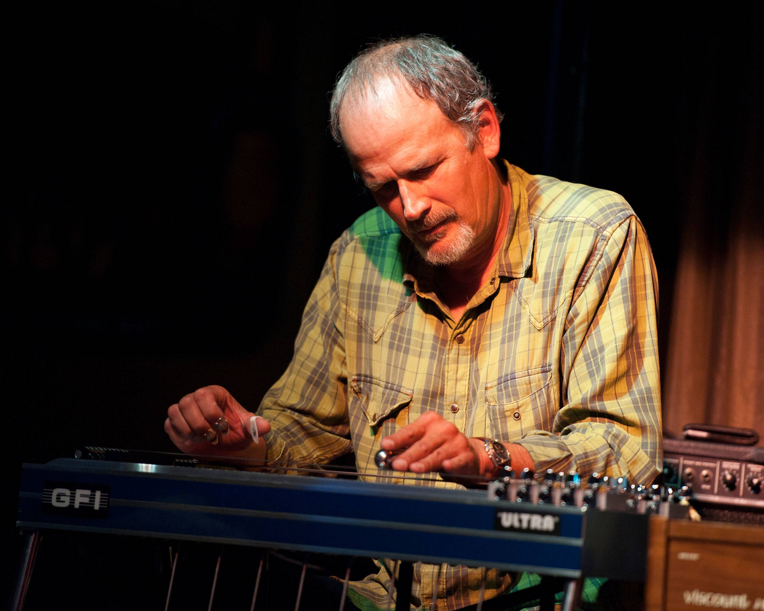 Bucky Baxter 2011 bei einer Show in Nashville