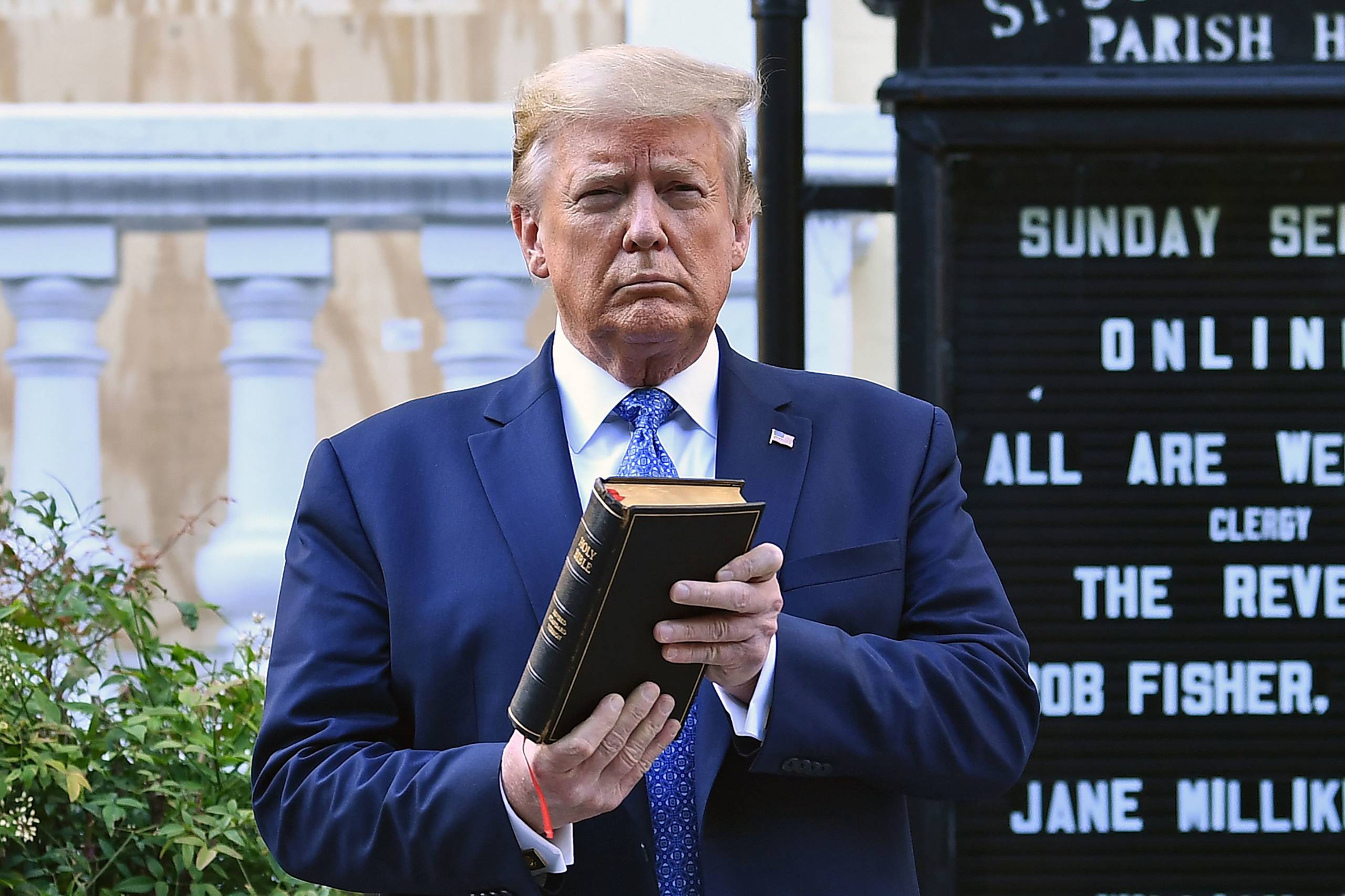 Trump Mit Bibel