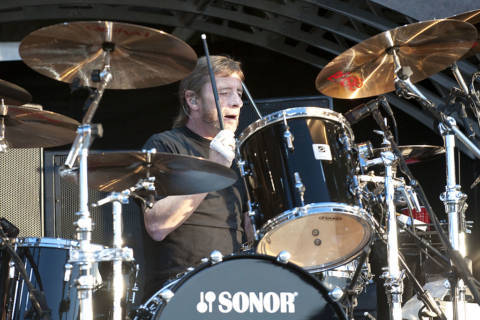 AC/DC: Deshalb wurde Drummer Phil Rudd wieder in die Band aufgenommen ...