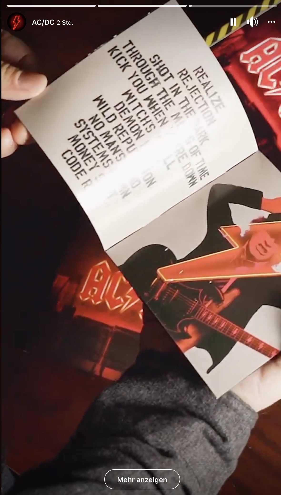 AC/DC: Unboxing von „Power Up“-Deluxe-Box— Rolling Stone