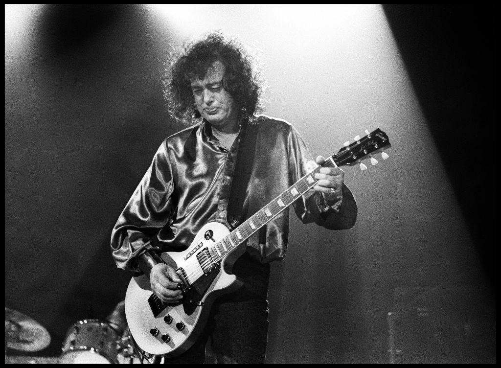 1995 trennte sich Jimmy Page nach 9 Jahren Ehe von Patricia Eckert.