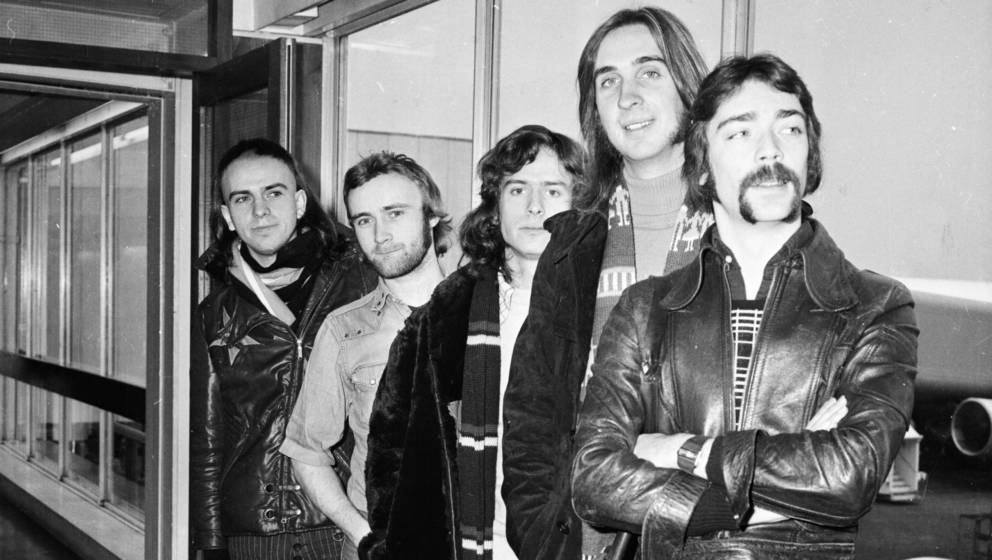 Genesis 1974: Peter Gabriel, Phil Collins, Tony Banks, Mike Rutherford und Steve Hackett (Foto: Dennis Stone)