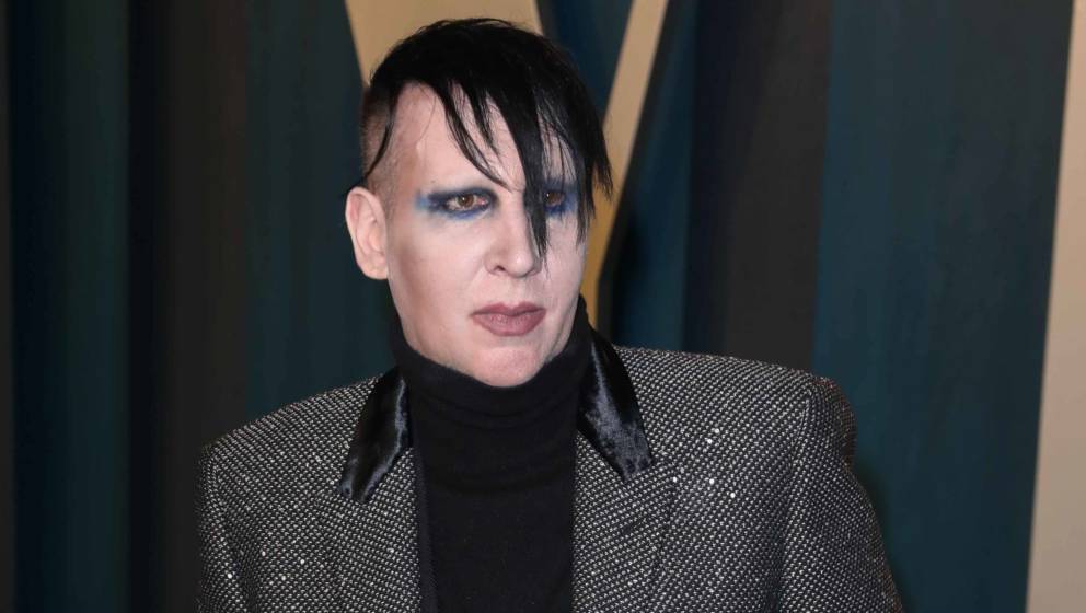 Marilyn Manson wurde nun offiziell vor Gericht  aufgrund diverser Missbrauchsvorwürfe angeklagt.