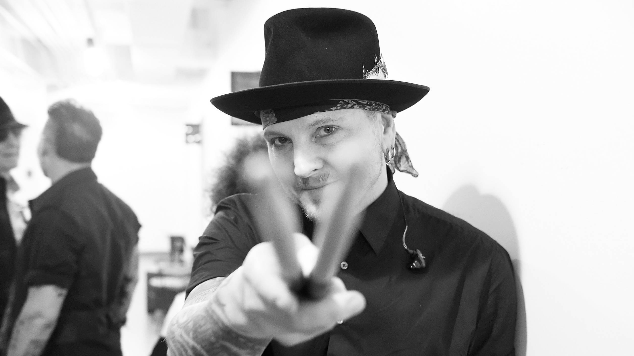 Matt Sorum im Backstage-Bereich bevor er mit den Hollywood Vampires im Ford Ampitheater aufritt. 10. Juli 2016, Coney Isla...