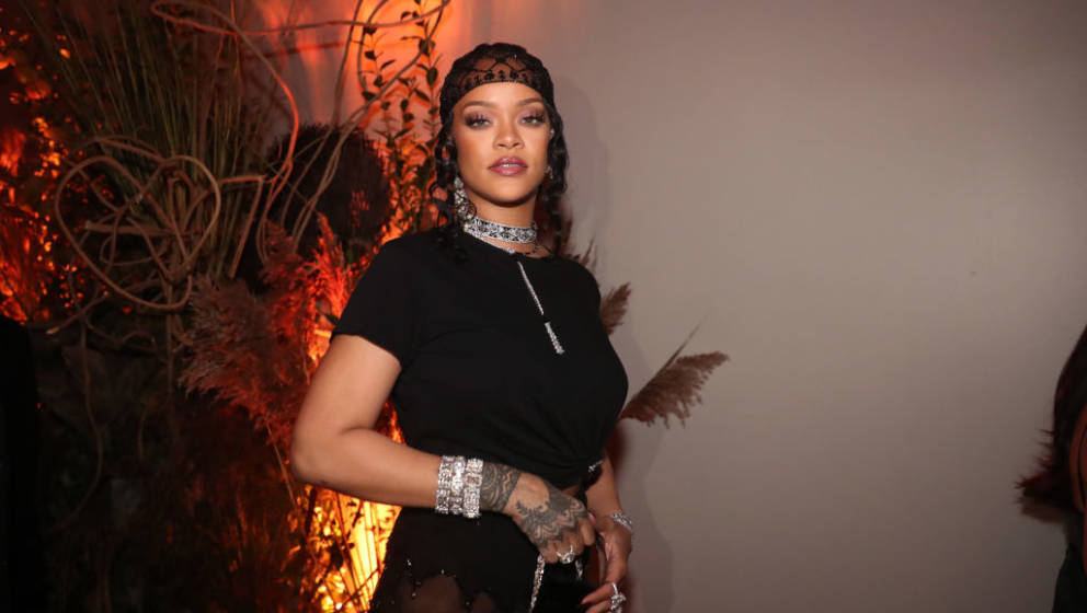 NEW YORK, NEW YORK - SEPTEMBER 13: Rihanna attends Rihanna's Met Gala After Party on September 13, 2021 in New York City. (Ph