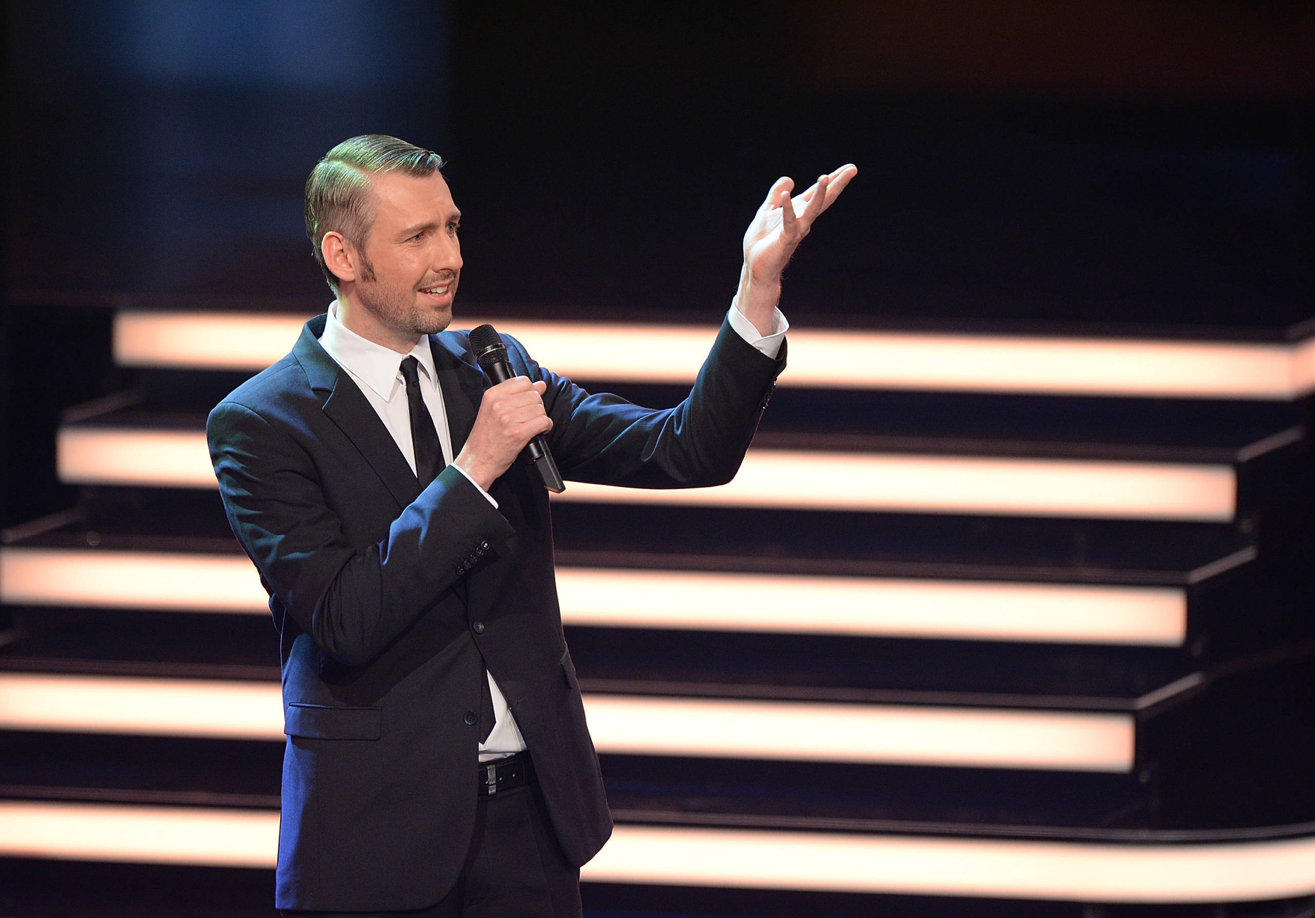 Sebastian Pufpaff in der Sendung „Menschen 2013“ am 6. Dezember 2013 in München. (Foto von Sebastian Widmann/Getty Images)