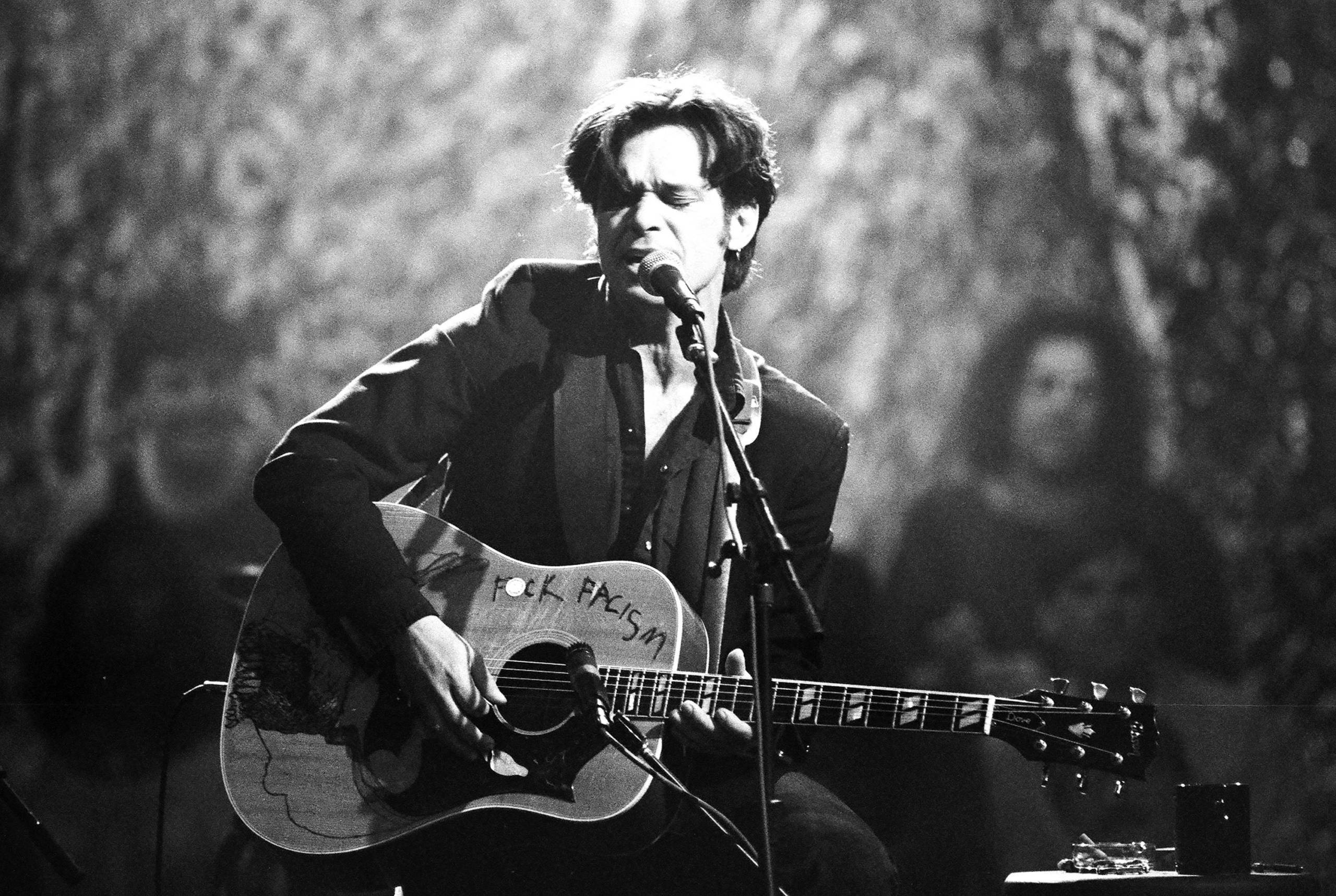 John Mellencamp bei seinem MTV's Unplugged 1989 in Los Angeles. (Foto: Jeff Kravitz/FilmMagic, Inc)