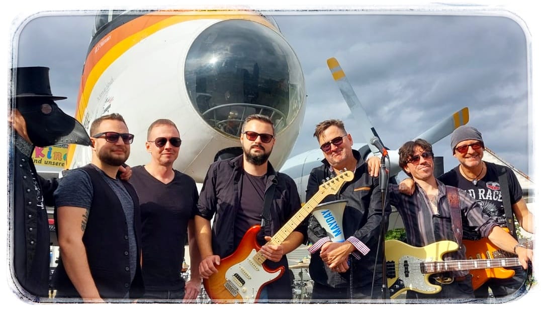 244398154_118874593863048_861535126134980140_n