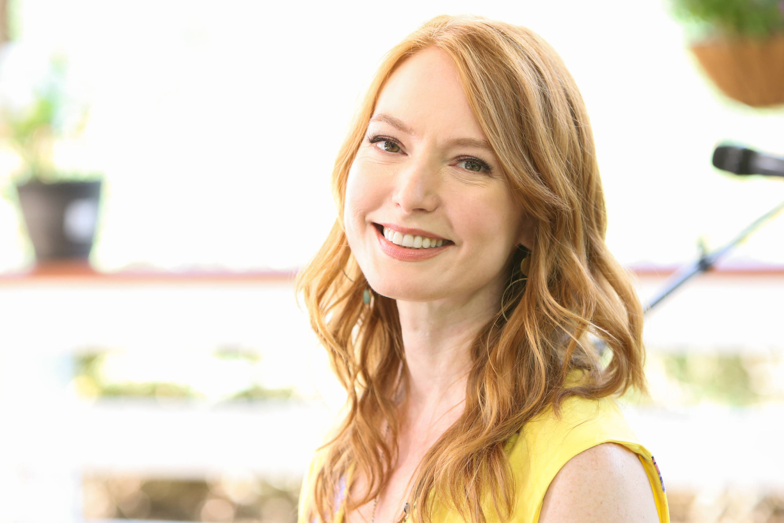 UNIVERSAL CITY, CA - SEPTEMBER 05:  Actress Alicia Witt visits Hallmark's "Home & Family" at Universal Studios Hollywood o...