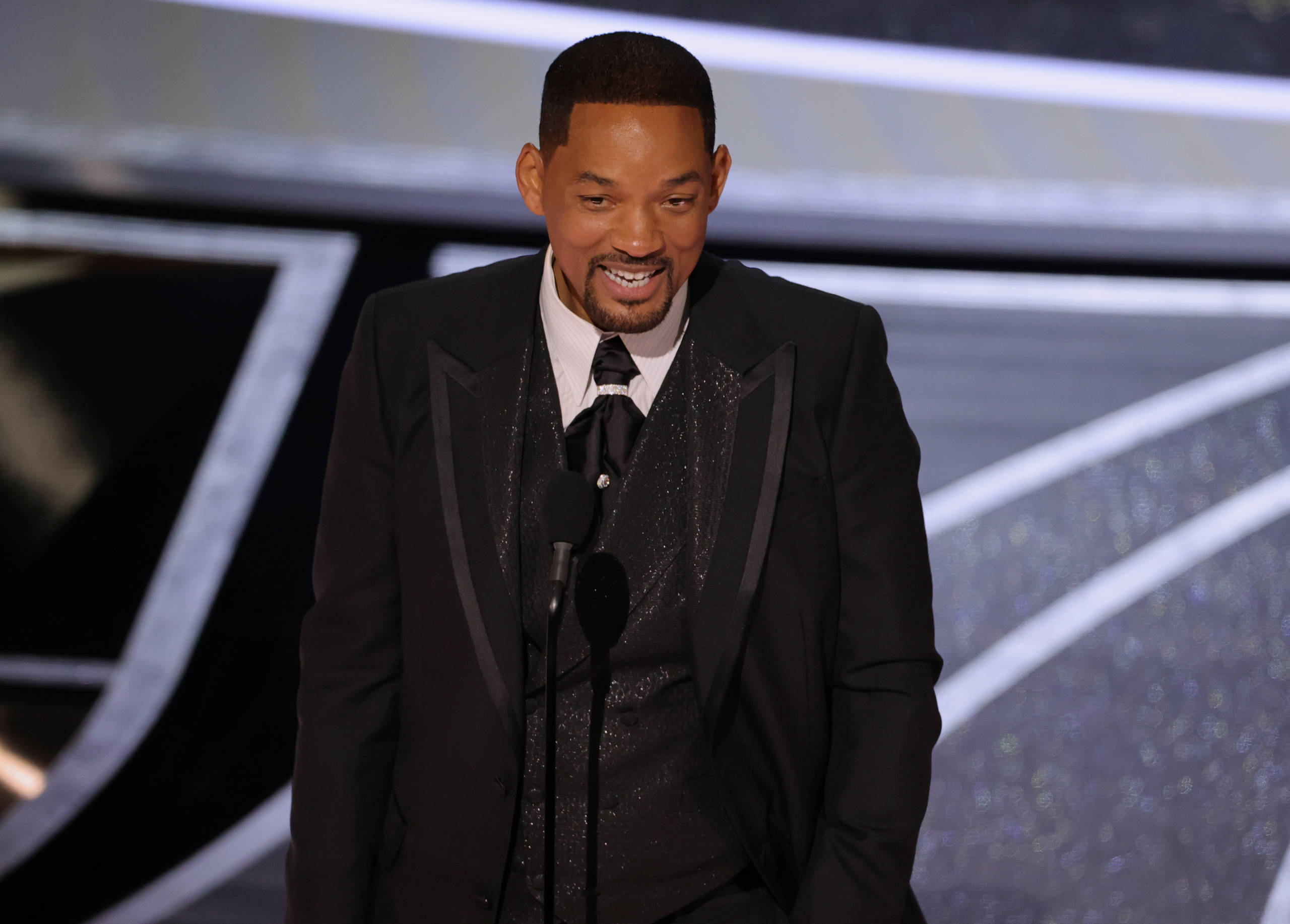 Will Smith nimmt seinen Oscar für seine Hauptrolle in '‘King Richard’ oam 27. März 2022 im Dolby Theatre  in Hollywo...
