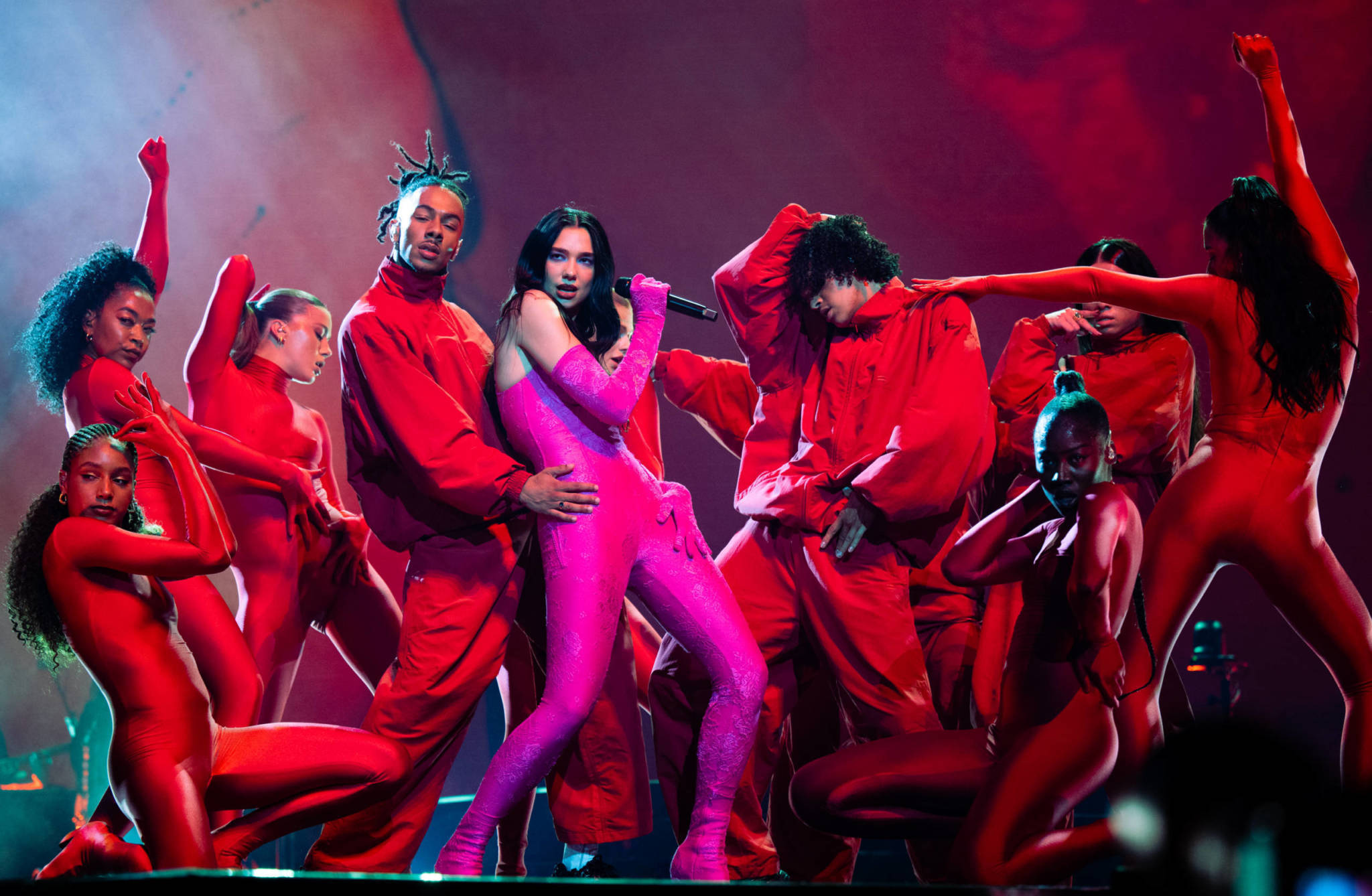 Dua Lipa in Berlin Female Alpha im ZitatGewitter— Rolling Stone