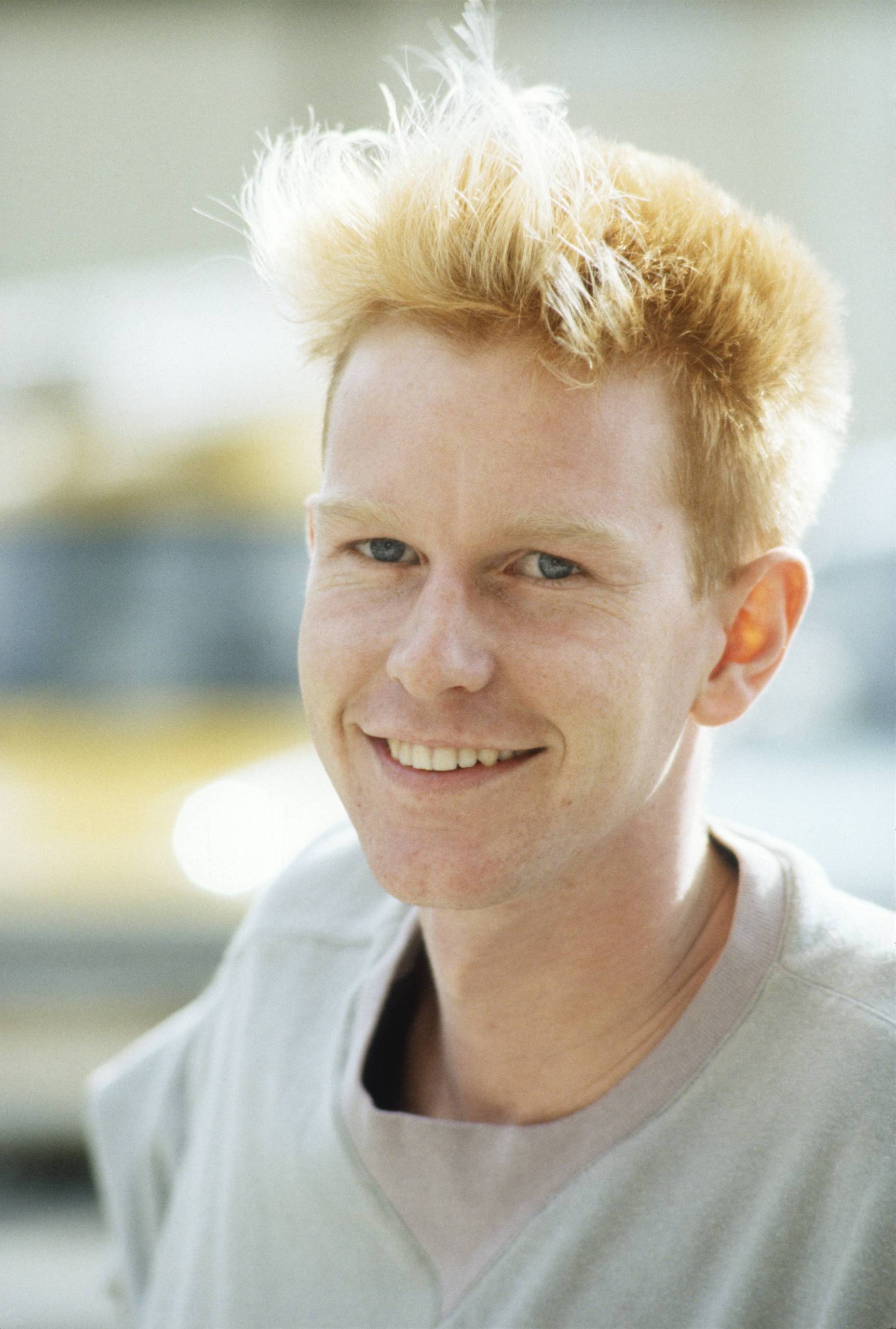 LONDON, UK - SEPTEMBER 5:  Andy Fletcher of the pop group Depeche Mode poses for a portrait on September 05, 1982 in Londo...