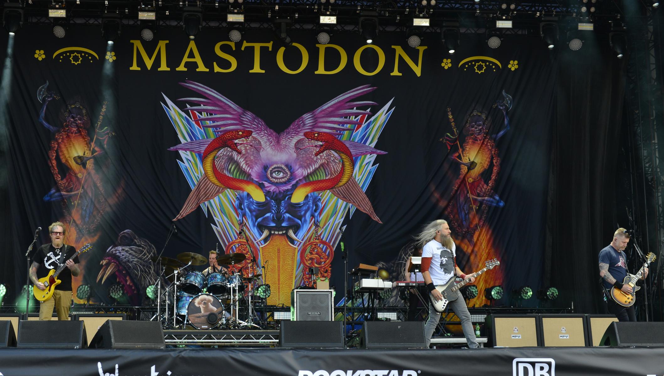Mastodon MANDORA STAGE