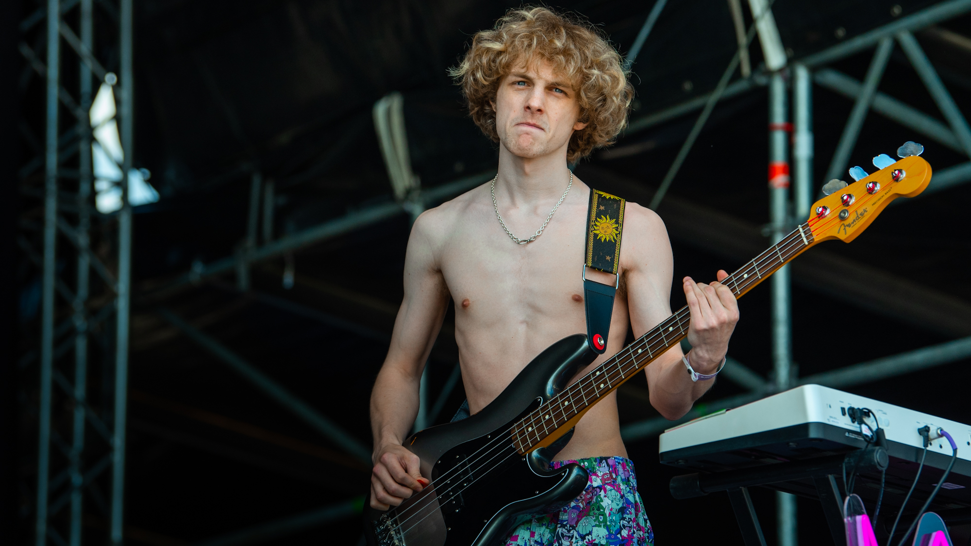 TS22-fri- baby queen-03