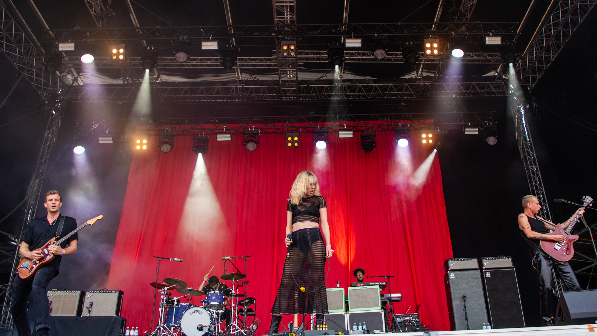 TS22-sa-wolf alice-8