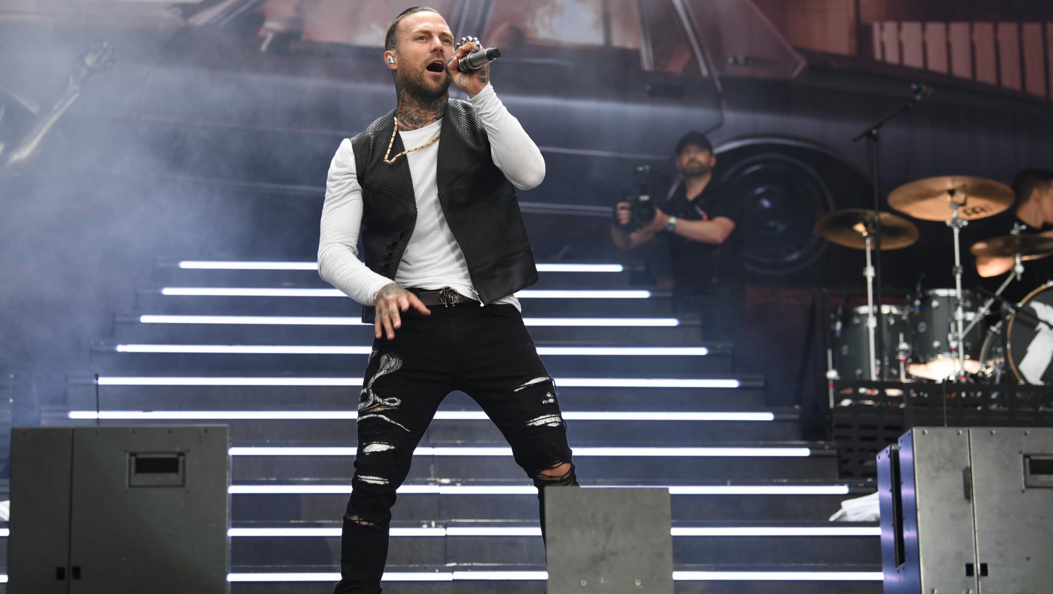 Kontra K - River Stage