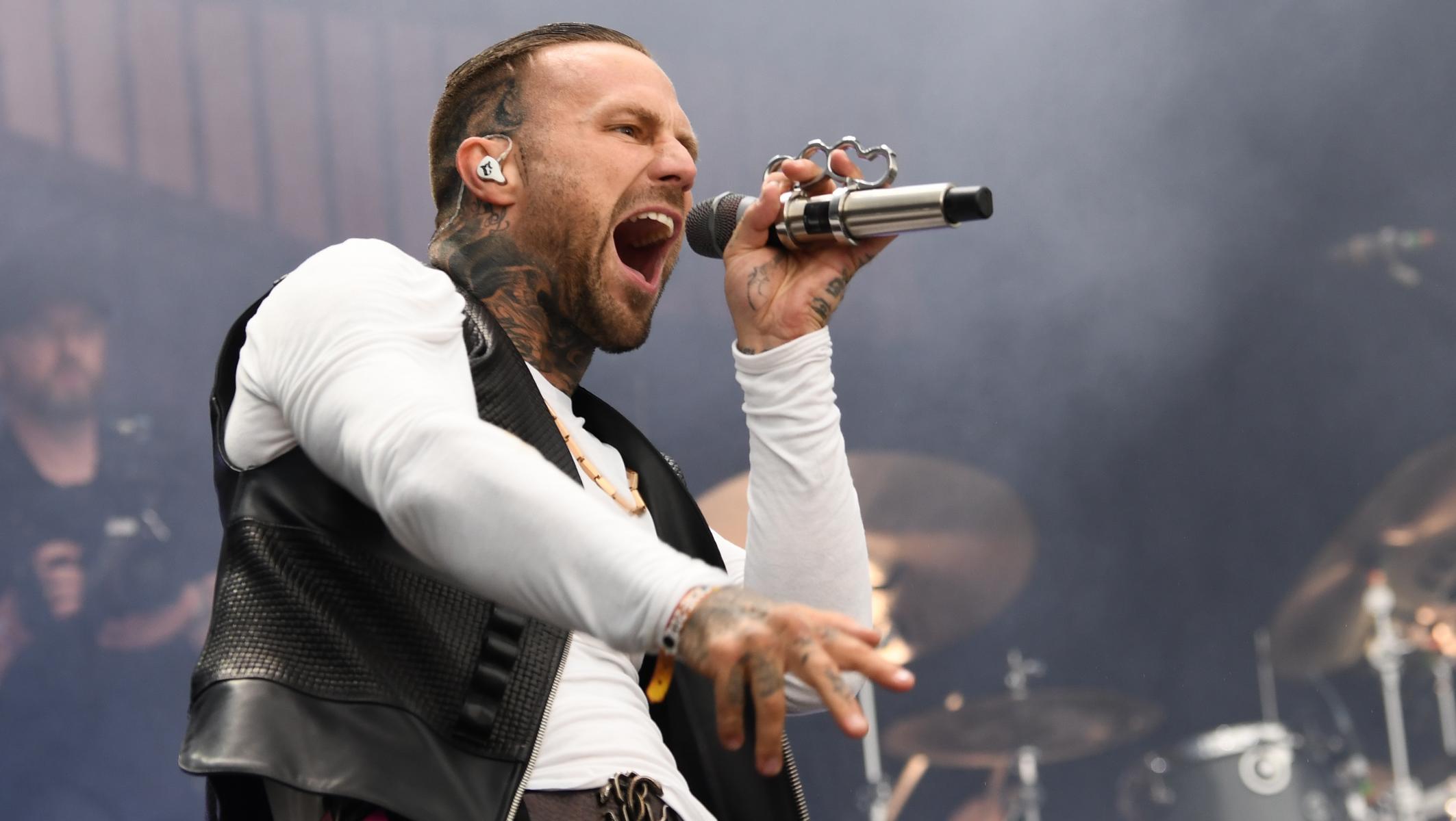 Kontra K - River Stage