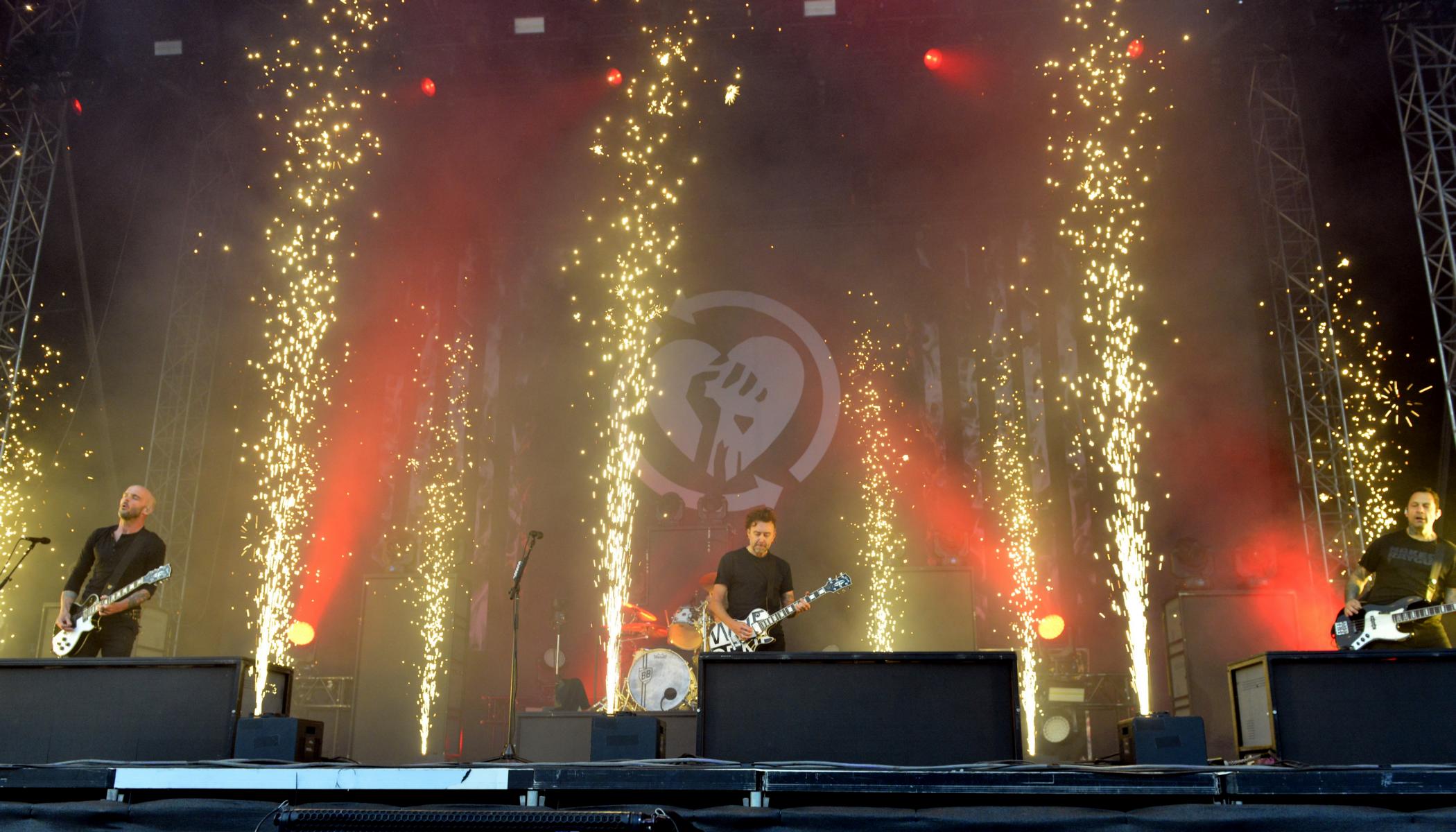 Rise Against - River Stage