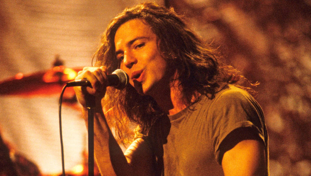 Pearl Jam performs during Pearl Jam: MTV Unplugged at Kaufman Astoria Studios on March 16, 1992 in New York City.