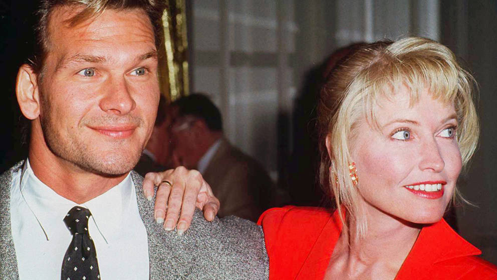 American actor and dancer Patrick Swayze (1952 - 2009) with his wife Lisa Niemi, circa 1992. (Photo by Kypros/Getty Images)