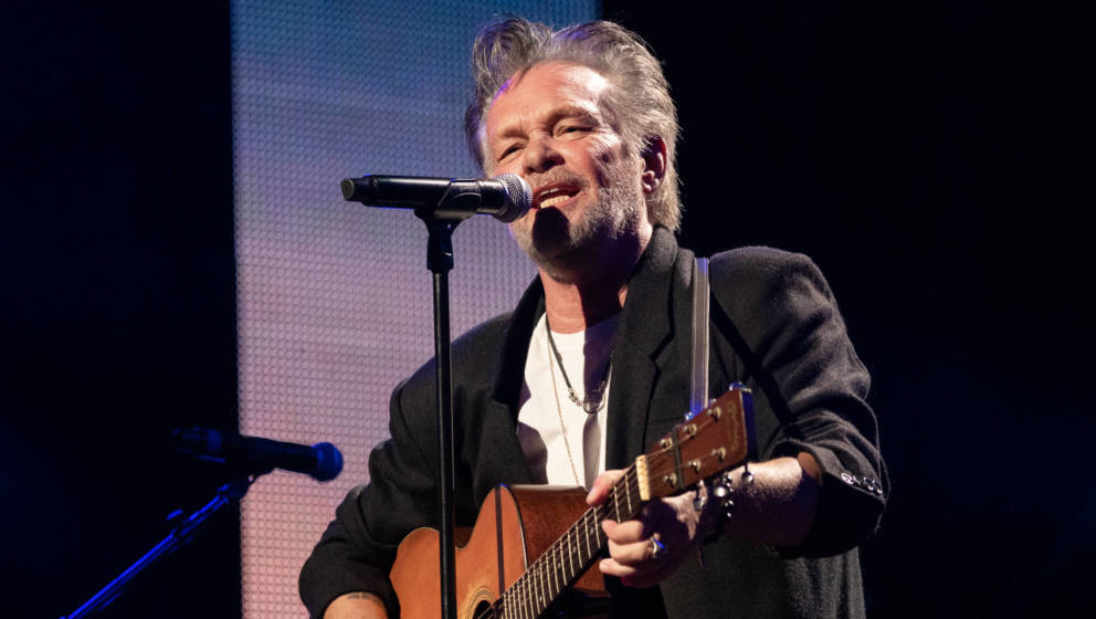 HARTFORD, CONNECTICUT - SEPTEMBER 25: Singer / Songwriter John Mellencamp performs in concert during Farm Aid 2021 at the Xfi