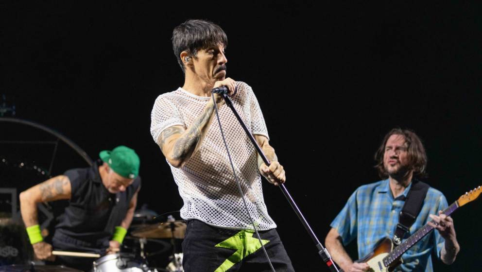 Red Hot Chili Peppers live 2022