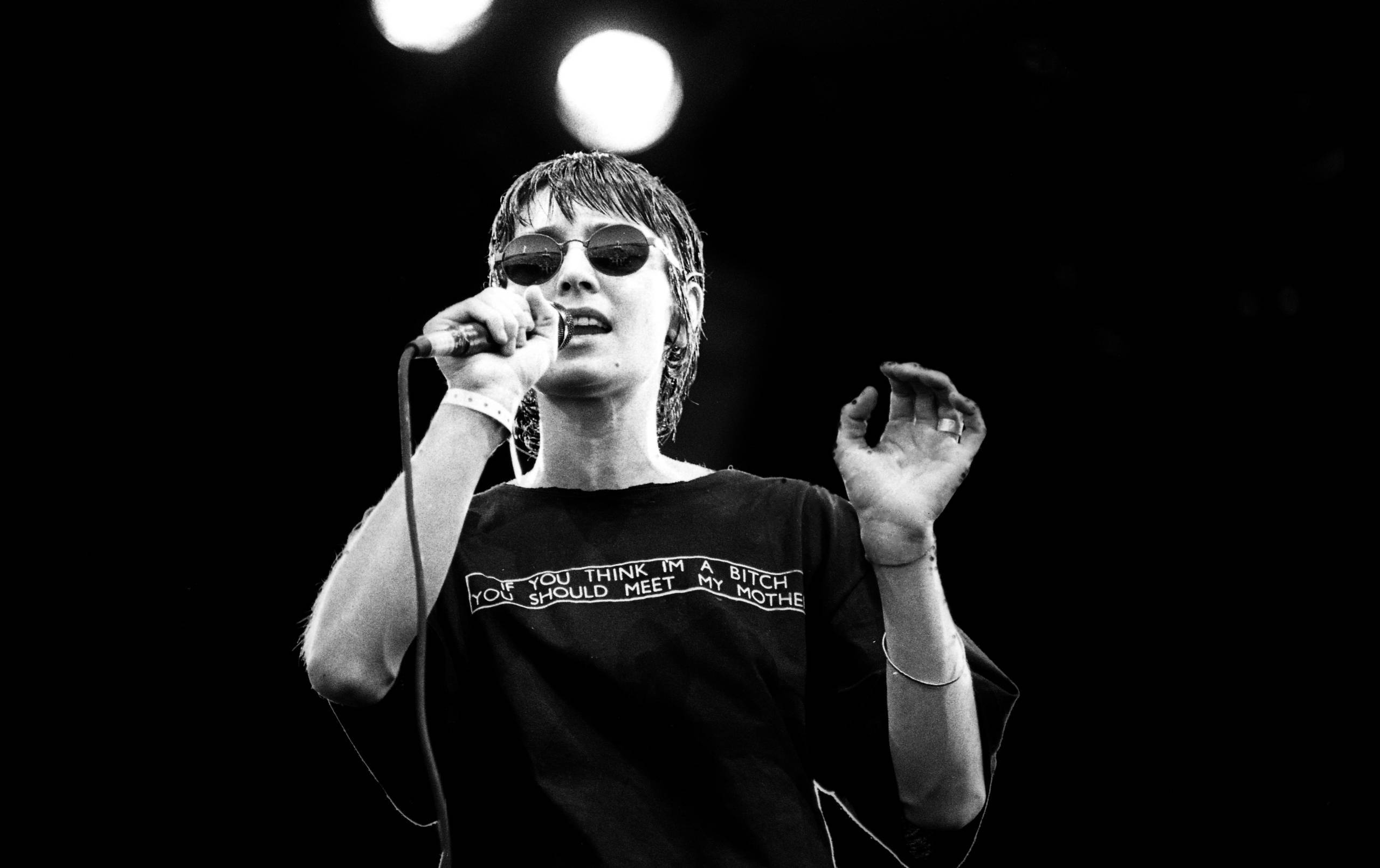 Sinead O'Connor performs on stage at Glastonbury Festival, United Kingdom, 1995. (Photo by Martyn Goodacre/Getty Images)