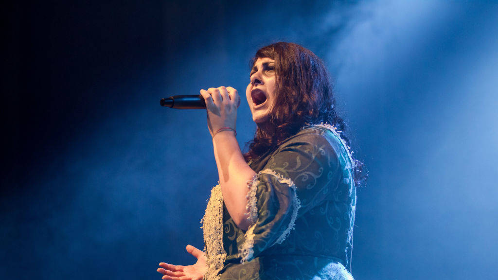 Veronica Bordacchini bei einem Auftritt von Fleshgod Apocalypse in Berkely, Kalifornien, 2018.