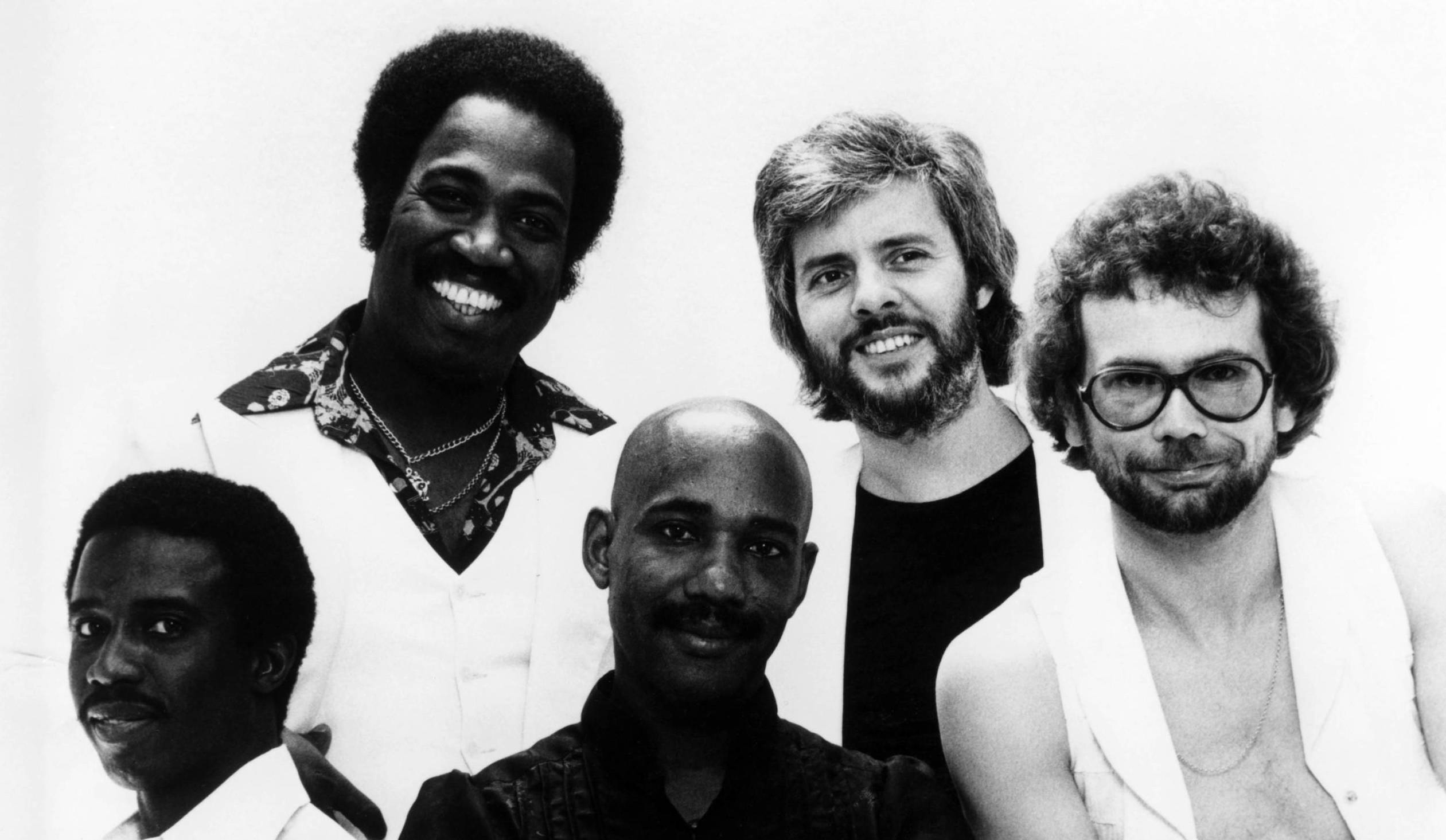 UNSPECIFIED - JANUARY 01:  Photo of HOT CHOCOLATE; studio, posed, group shot  (Photo by Charlie Gillett/Redferns)