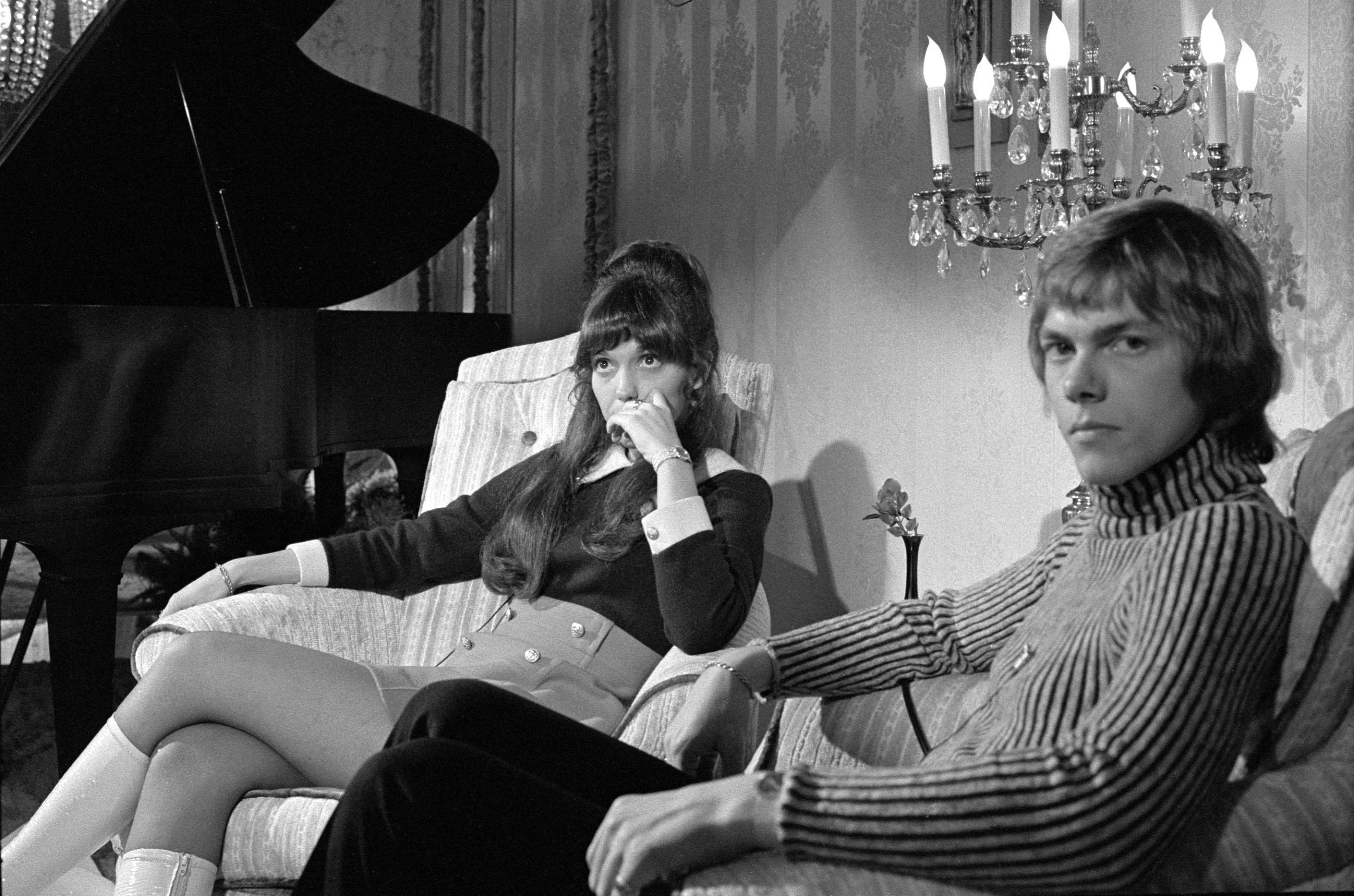 LOS ANGELES - JANUARY 17: Karen Carpenter and Richard Carpenter during an interview at KNXT News, Los Angeles (now KCBS-TV...