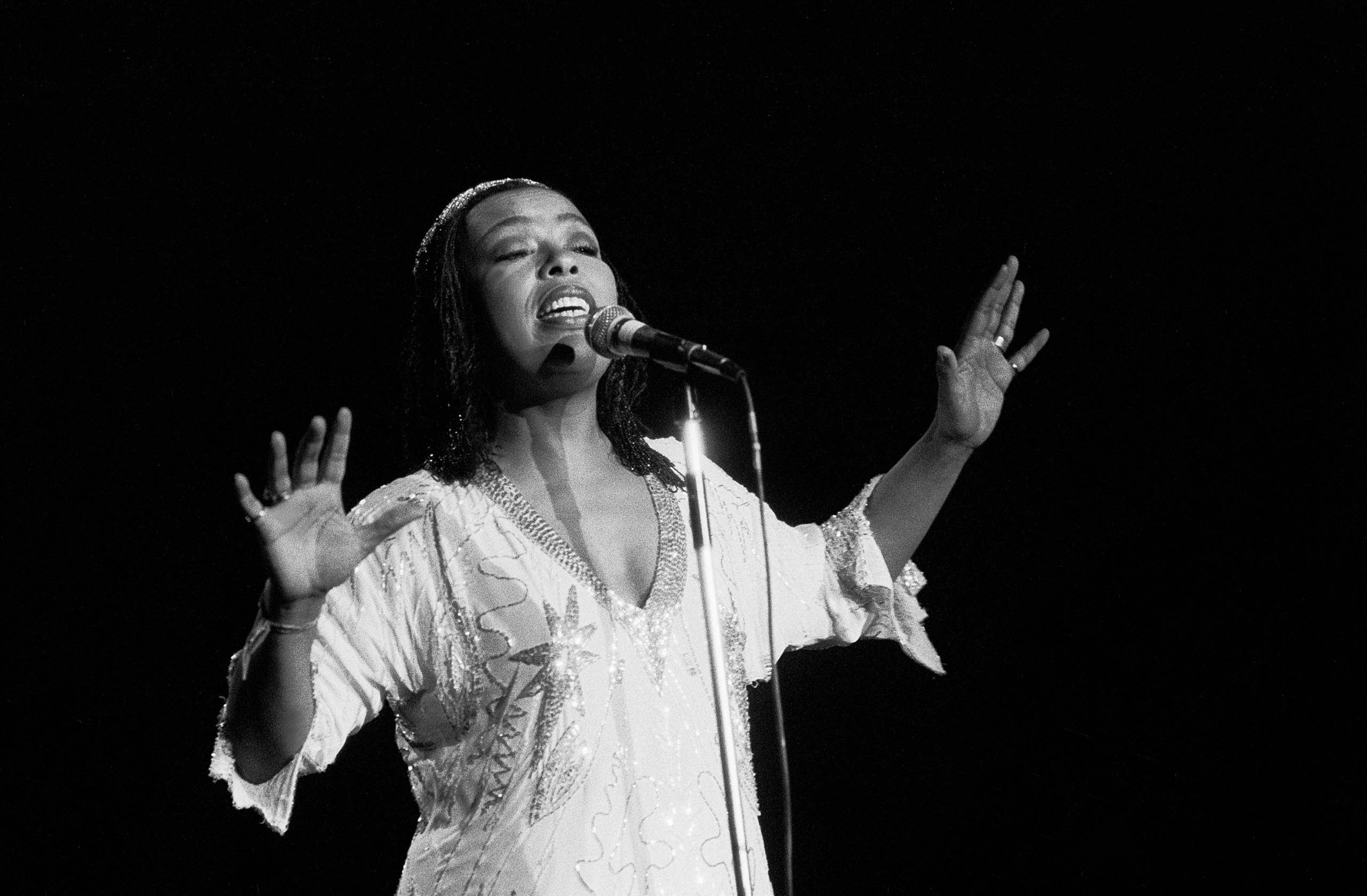 American musician Roberta Flack performs onstage at the Park West Auditorium, Chicago, Illinois, March 30, 1981. (Photo by...