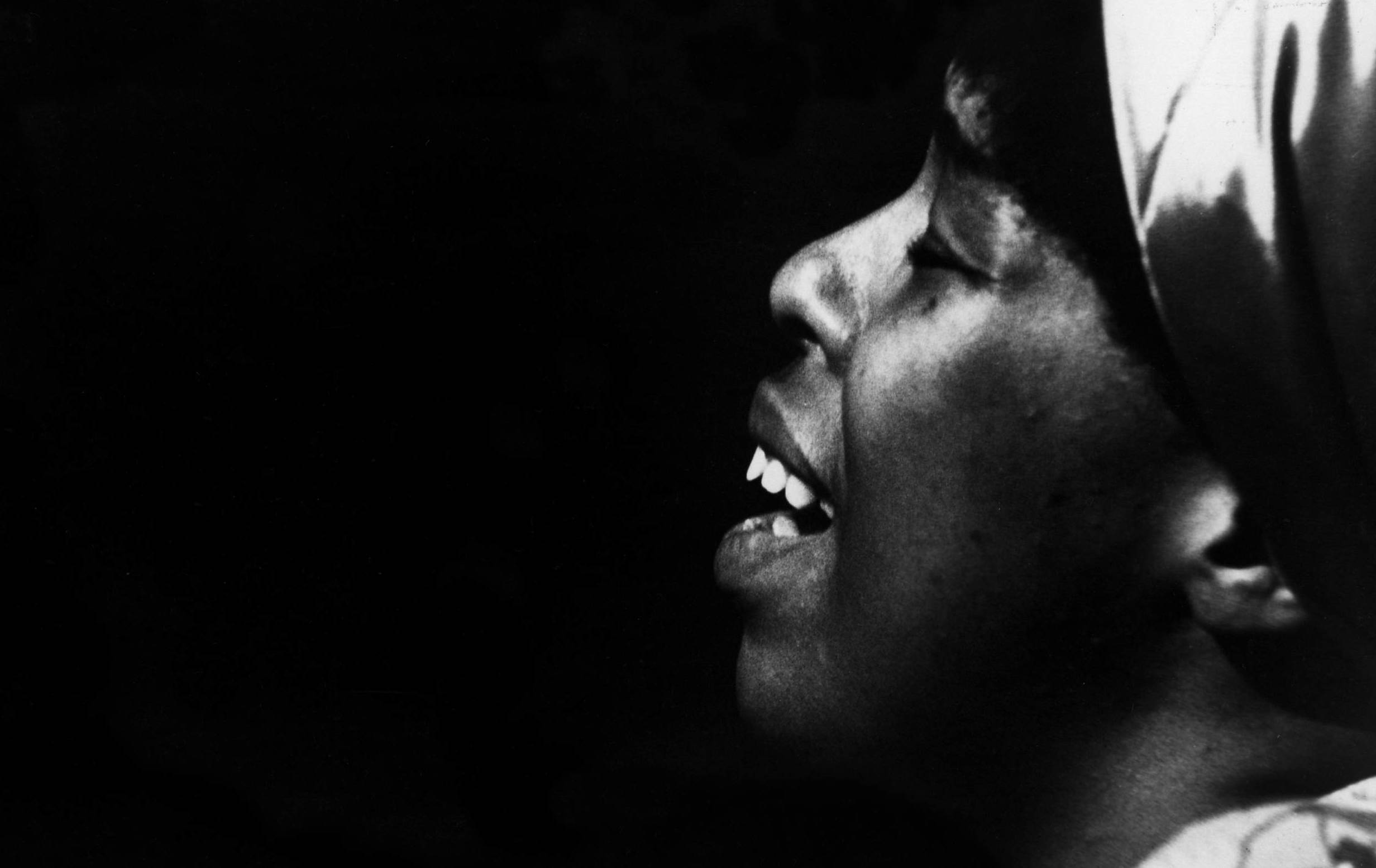 UNSPECIFIED - CIRCA 1970:  Photo of Roberta Flack  Photo by Michael Ochs Archives/Getty Images
