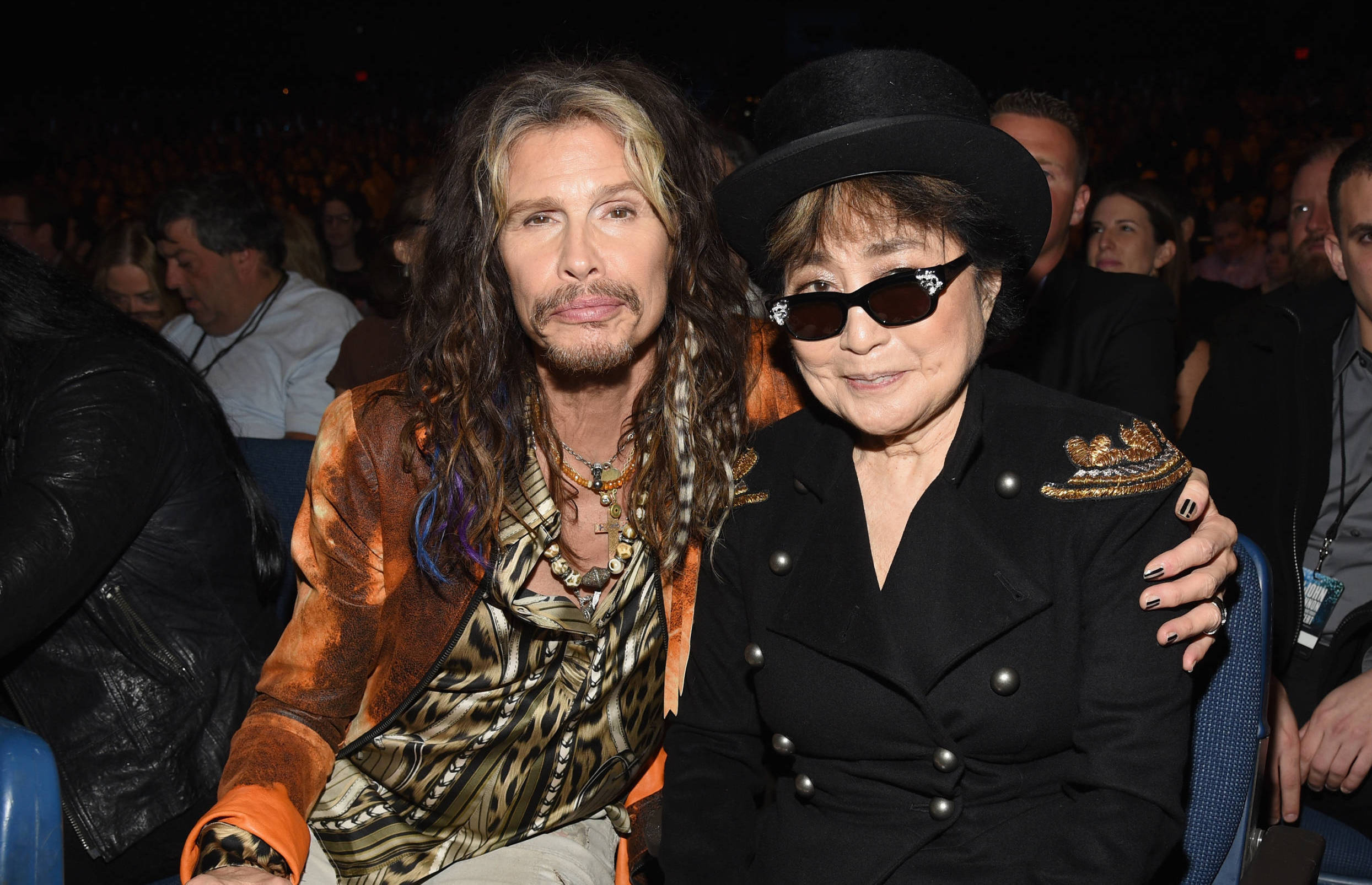 NEW YORK, NY - DECEMBER 05:  (Editorial Use Only) Steven Tyler and Yoko Ono pose from the audience during the Imagine: Joh...
