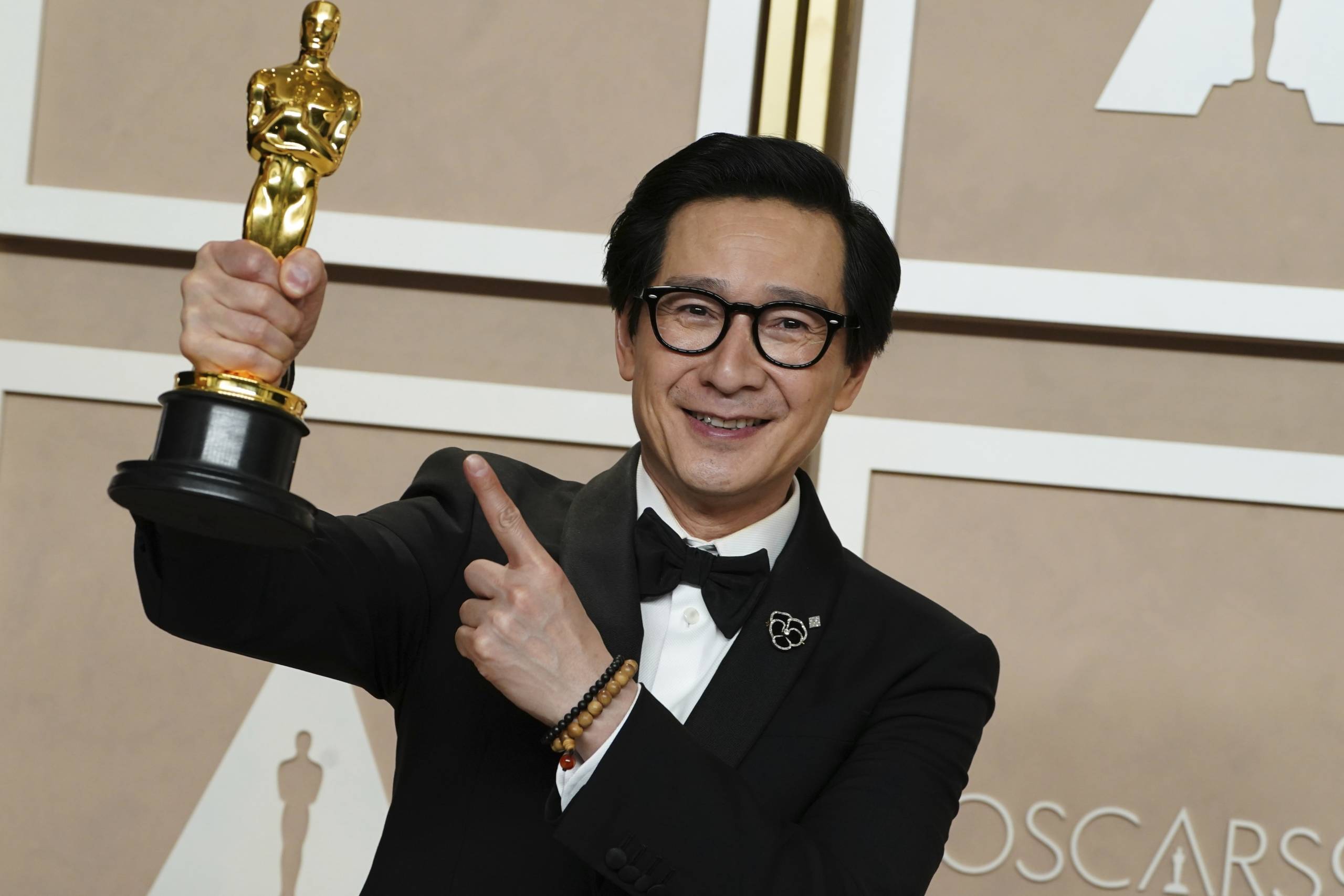 Schauspieler Ke Huy Quan, Gewinner des Preises für die beste Leistung als Nebendarsteller für «Everything Everywhere Al...