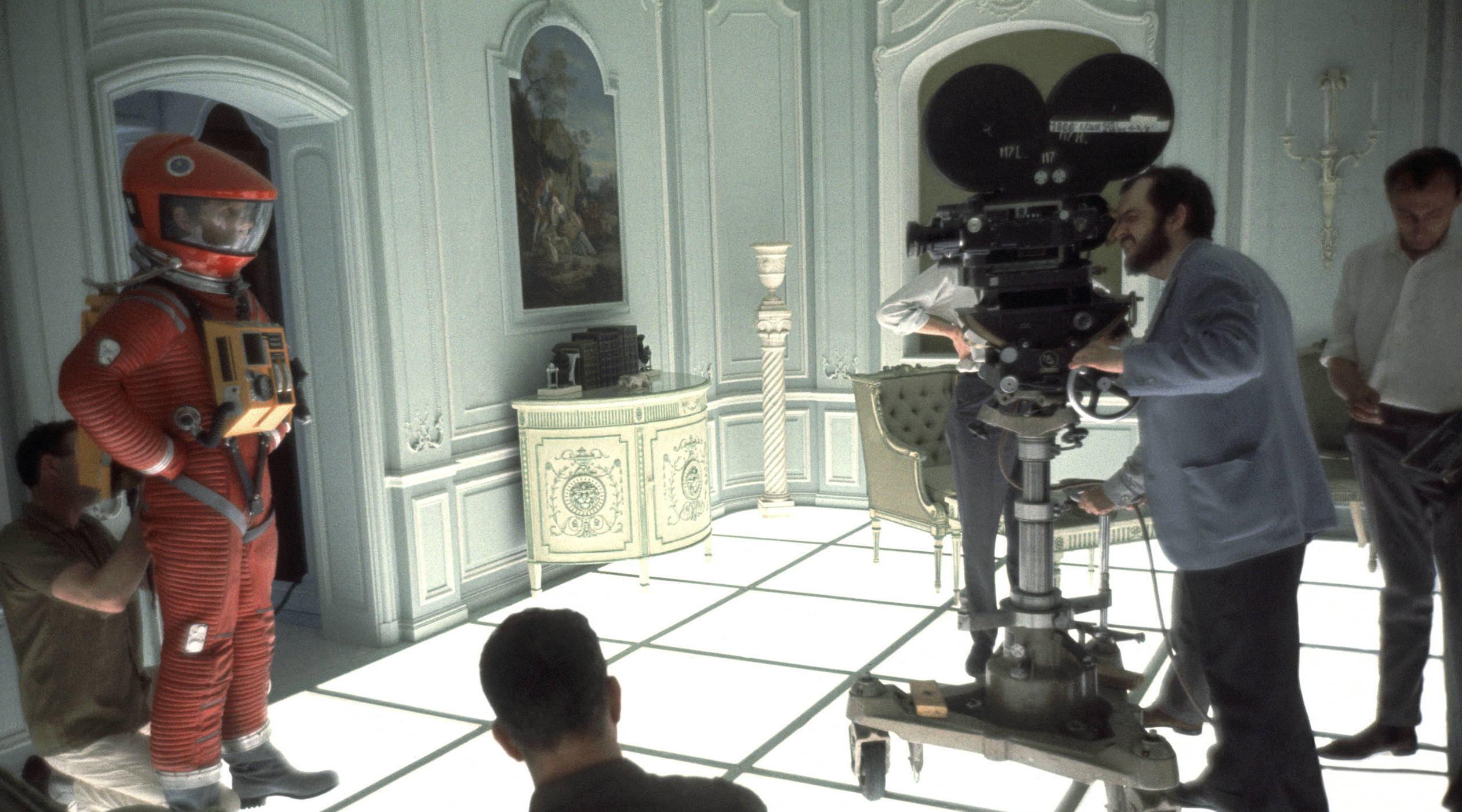 Film director and screenwriter Stanley Kubrick (1928 - 1999) finds his shot on the set of '2001: A Space Odyssey' at the M...