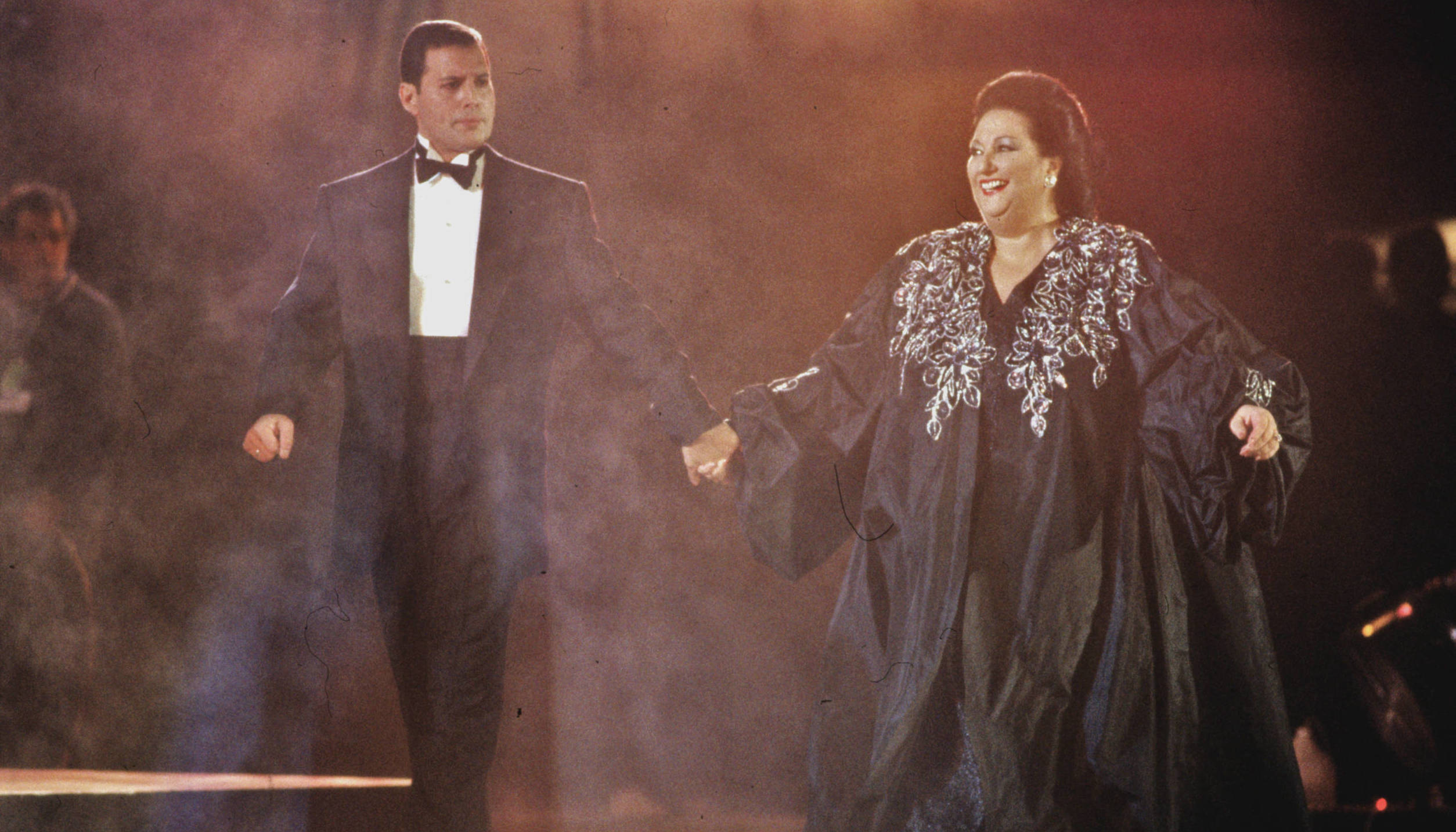 Singers Freddie Mercury (1946 - 1991) of British rock band Queen and Montserrat Caballe perform a duet at La Nit, in Barce...