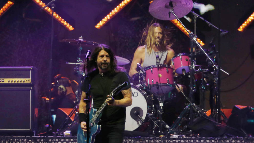 Die Foo Fighters performen auf der Bühne des Lollapaloza Chile 2020 in Santiago. 