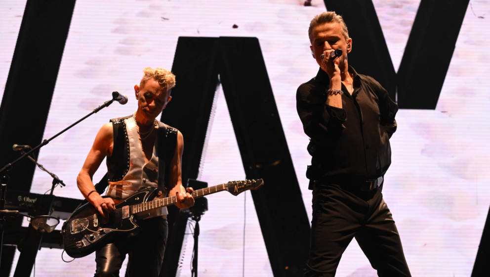 Depeche Mode auf der Bühne während der „Memento Mori“-Welttour am 5. April 2023 in Chicago.