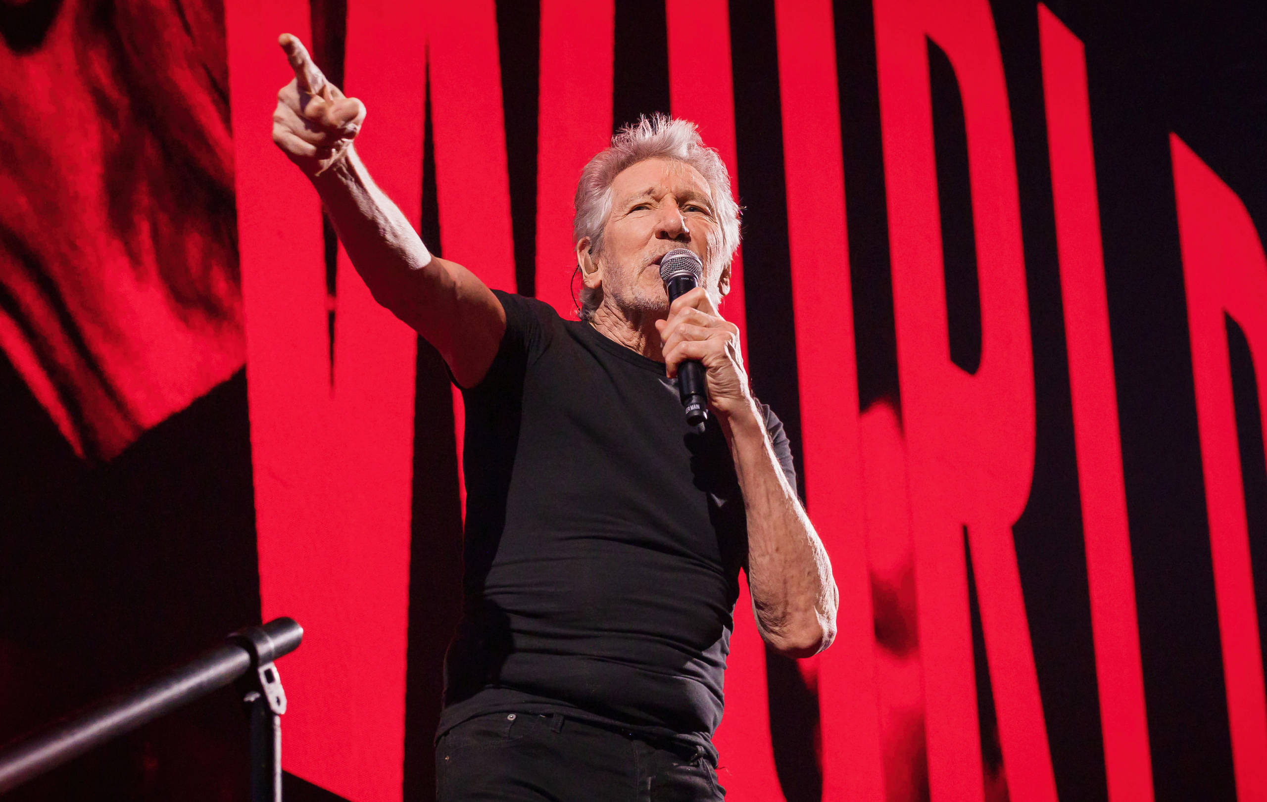 Roger Waters bei seinem Aufritt in der Mercedes-Benz-Arena in Berlin