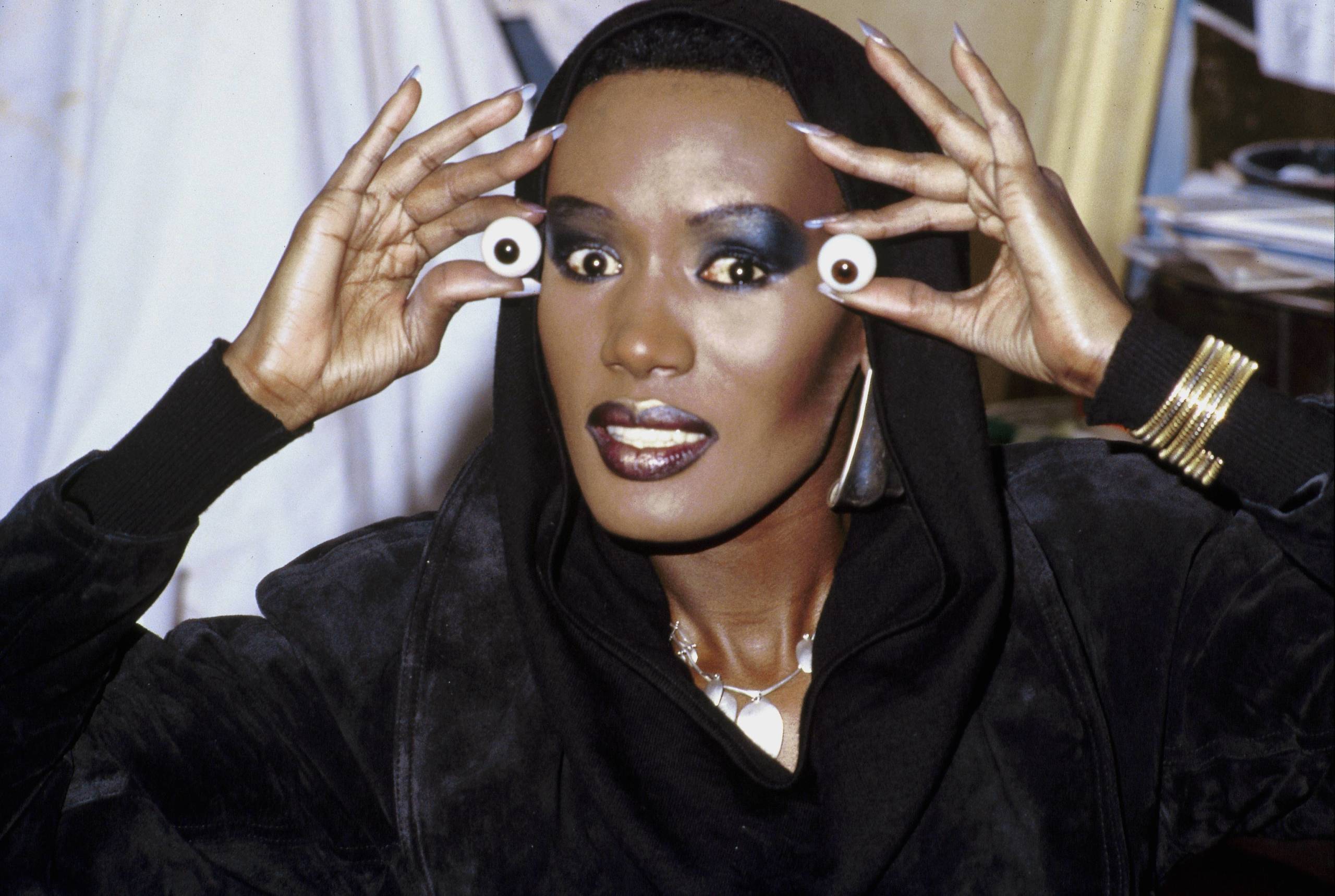 UNITED KINGDOM - JANUARY 01:  Photo of Grace JONES  (Photo by Suzie Gibbons/Redferns)