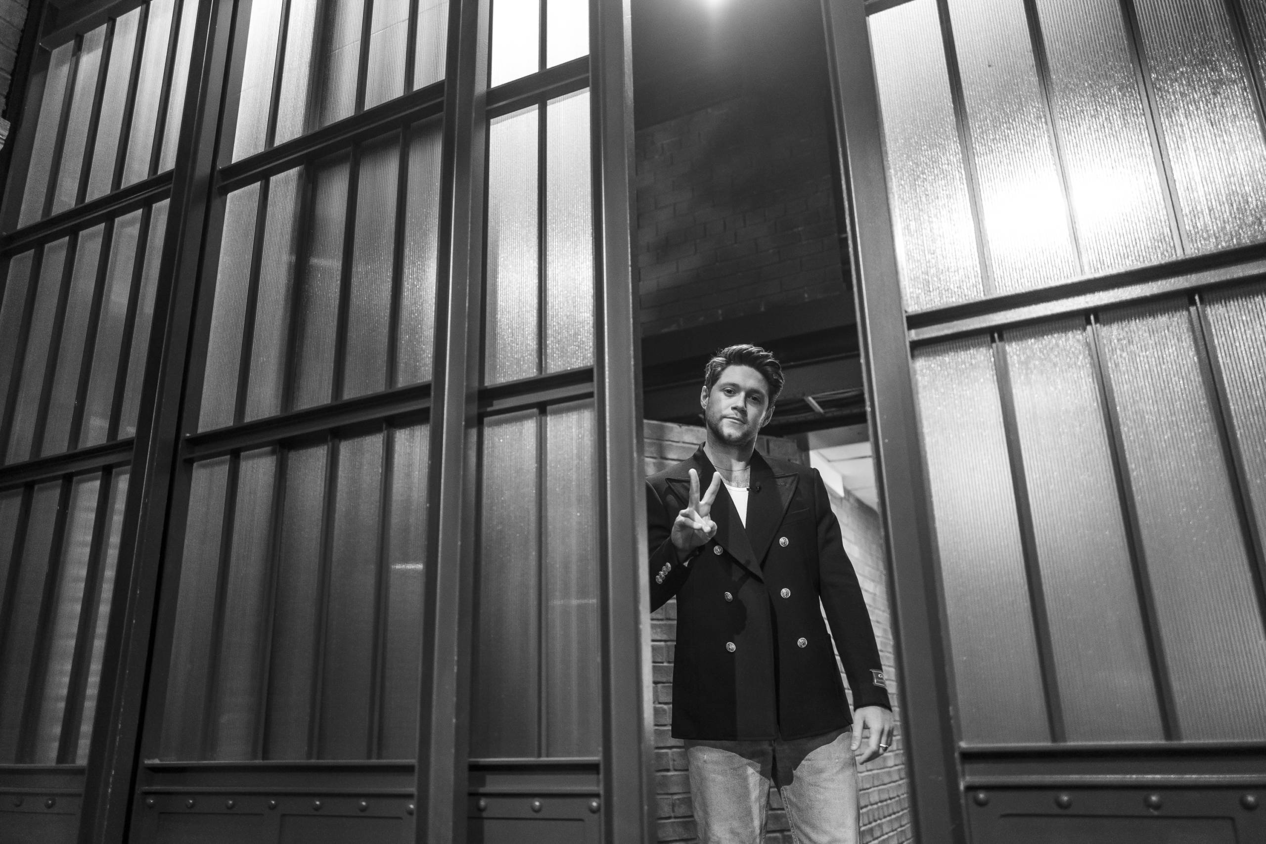 Singer-Songwriter Niall Horan backstage on February 27, 2023 (Photo by: Lloyd Bishop/NBC via Getty Images)