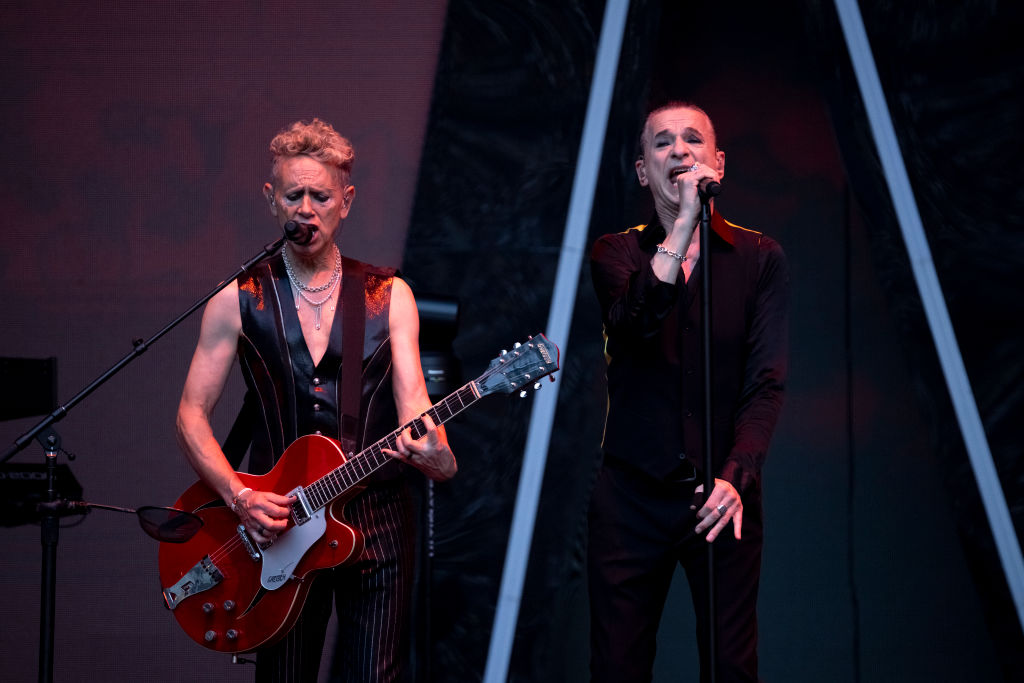 Dave Gahan und Martin Gore von Depeche Mode: Live in Paris, Frankreich.