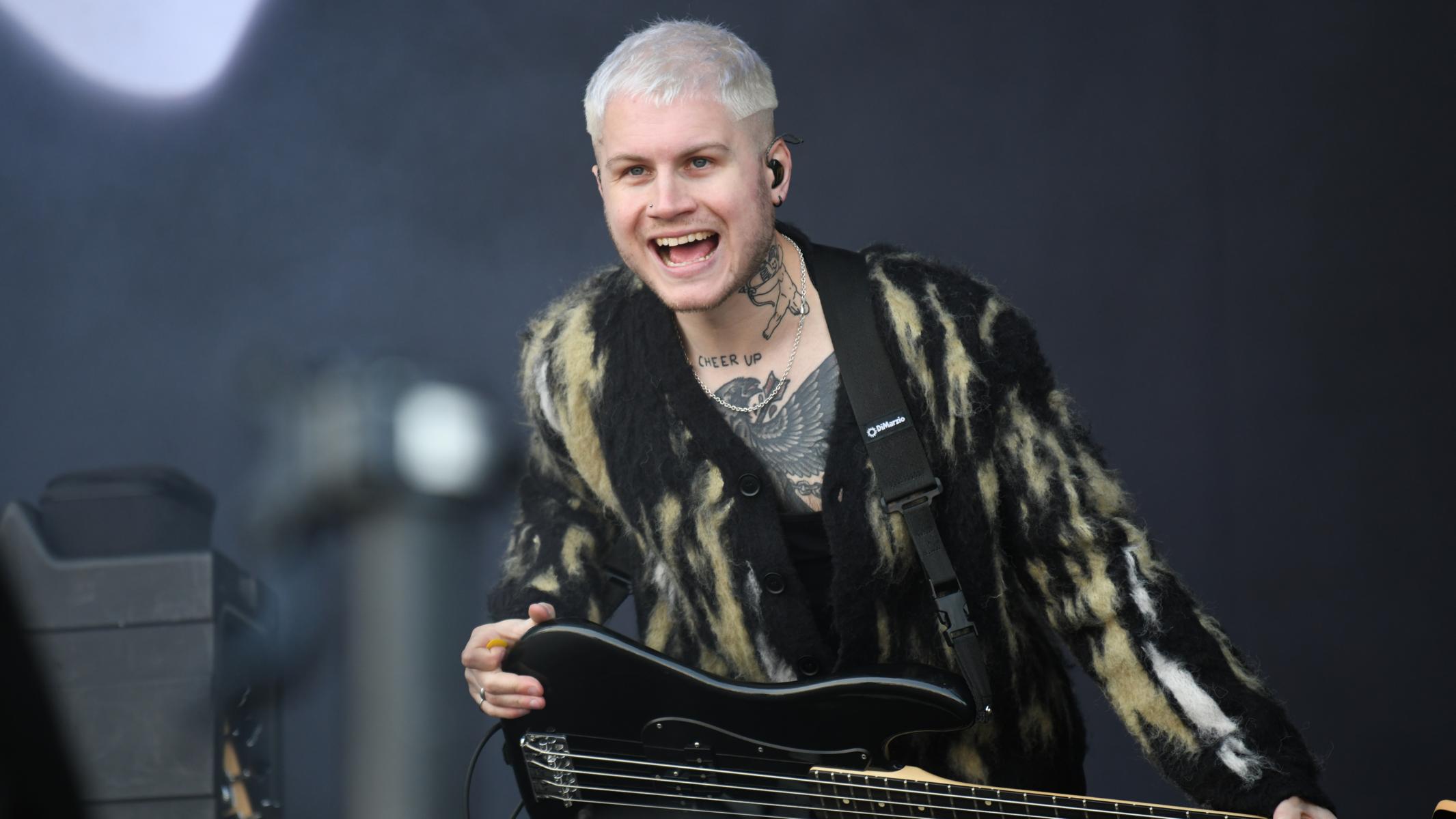 230602 03 Hot Milk Mandora Stage 0001