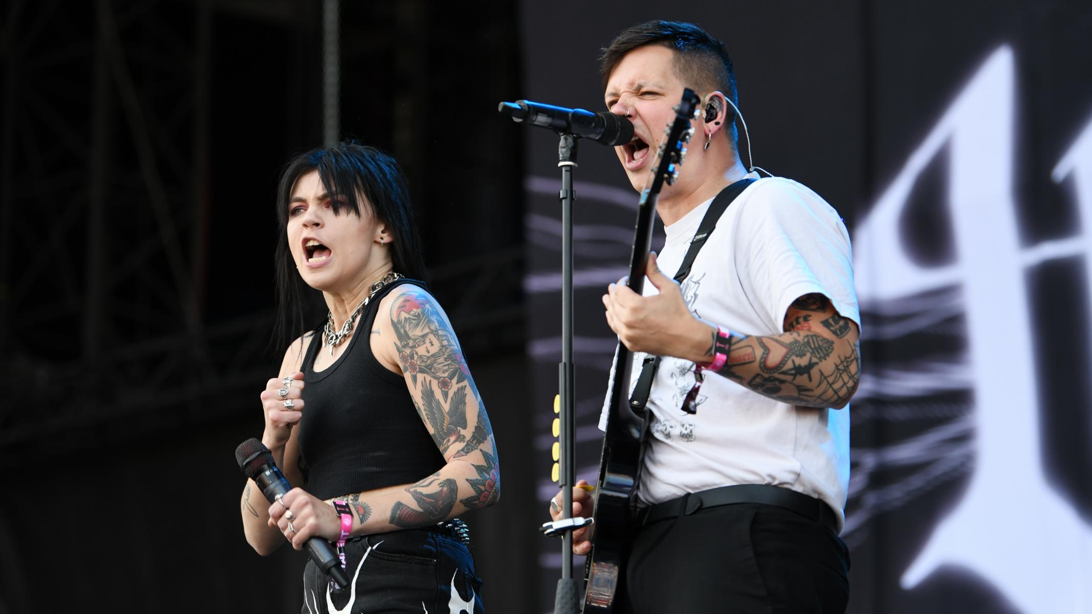 230602 07 Hot Milk Mandora Stage 0008