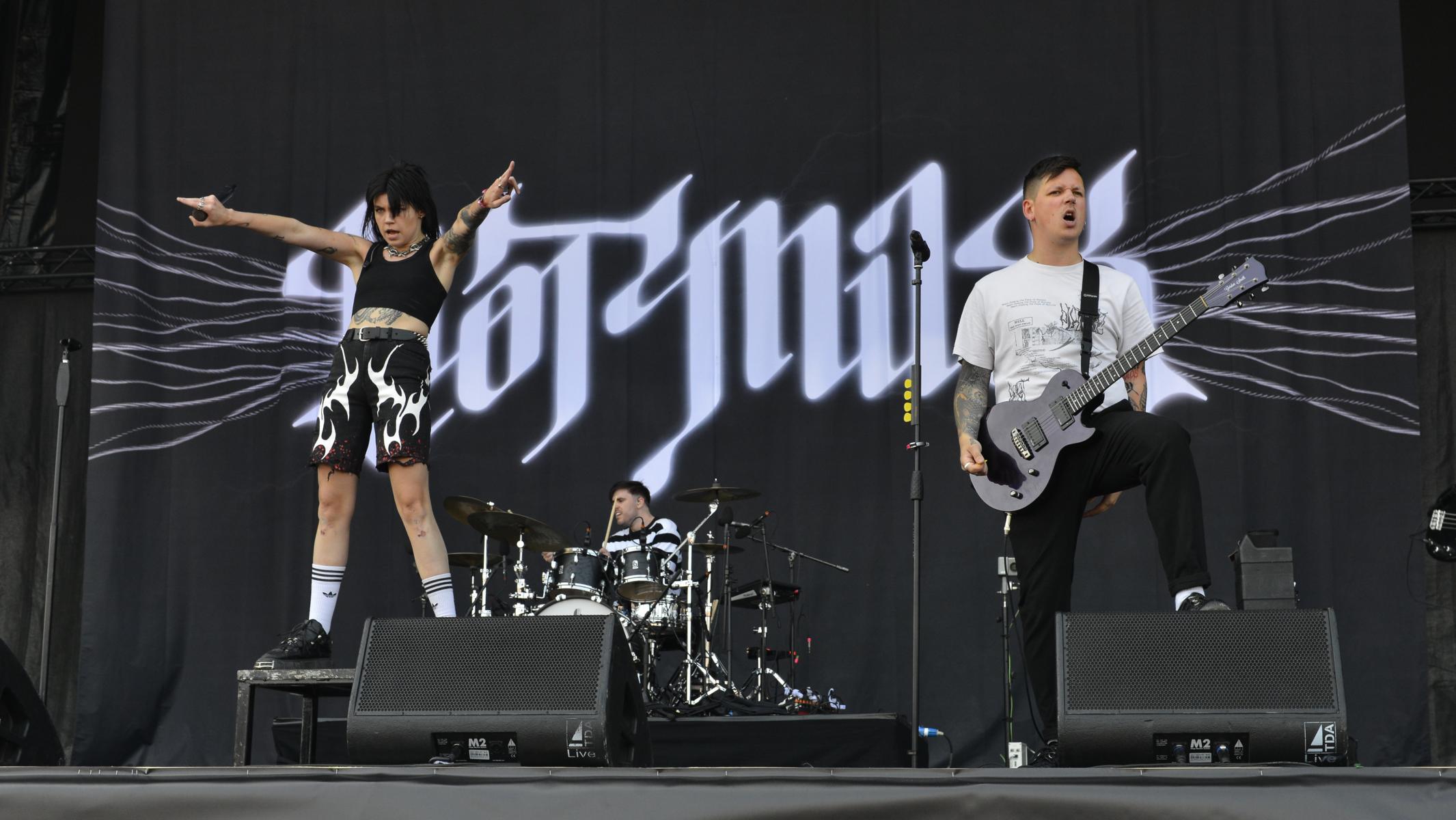 230602 07 Hot Milk Mandora Stage 0012