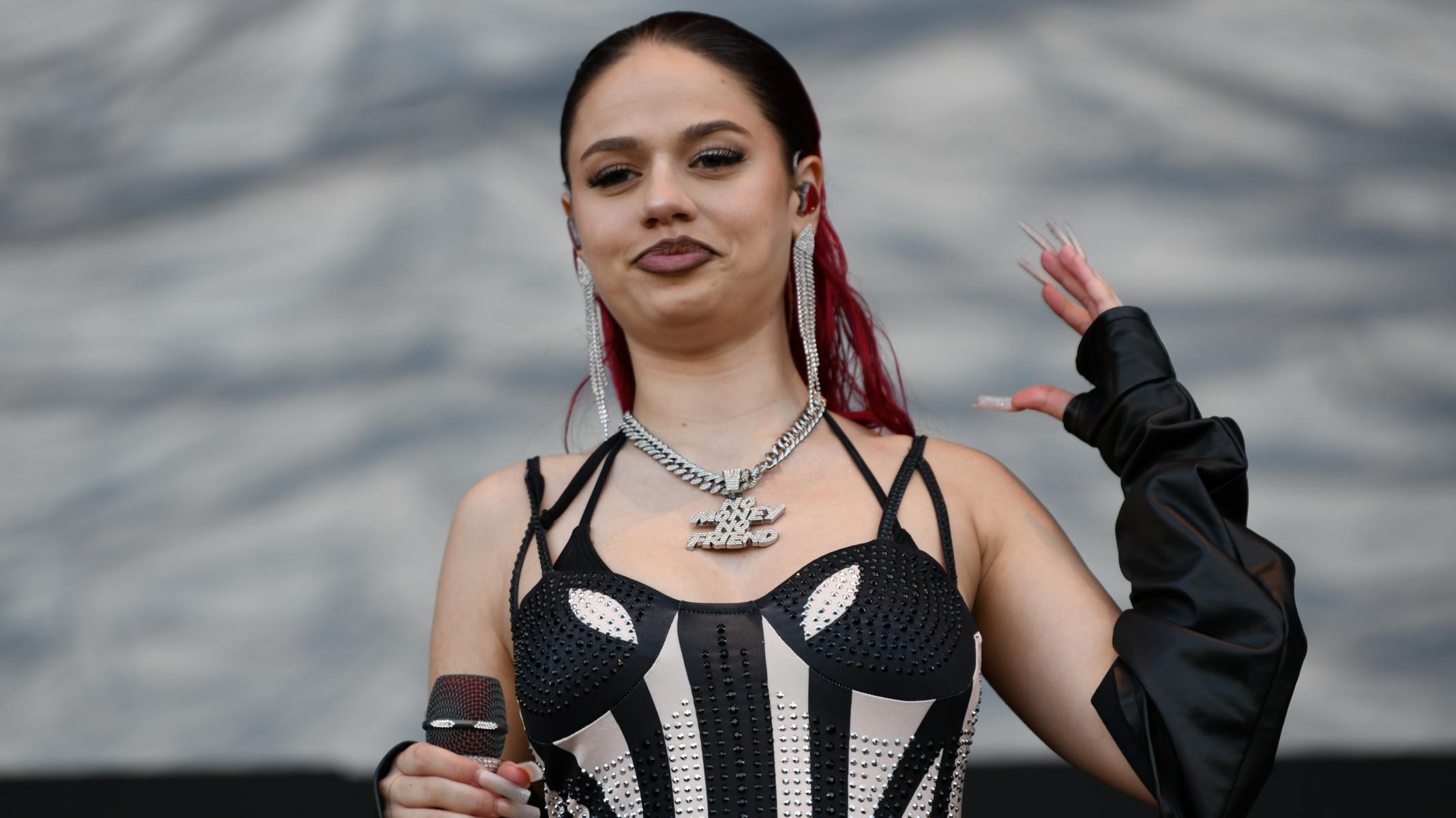 230602 15 Badmomzjay Mandora Stage 0007